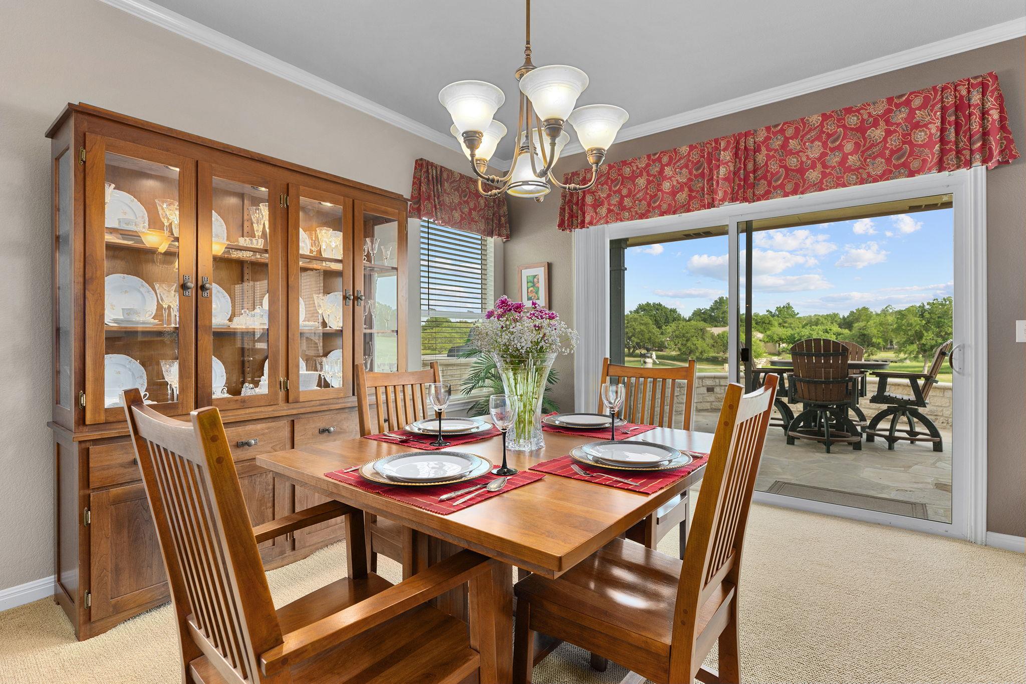 108 Chuckwagon Trl Property Photo 23