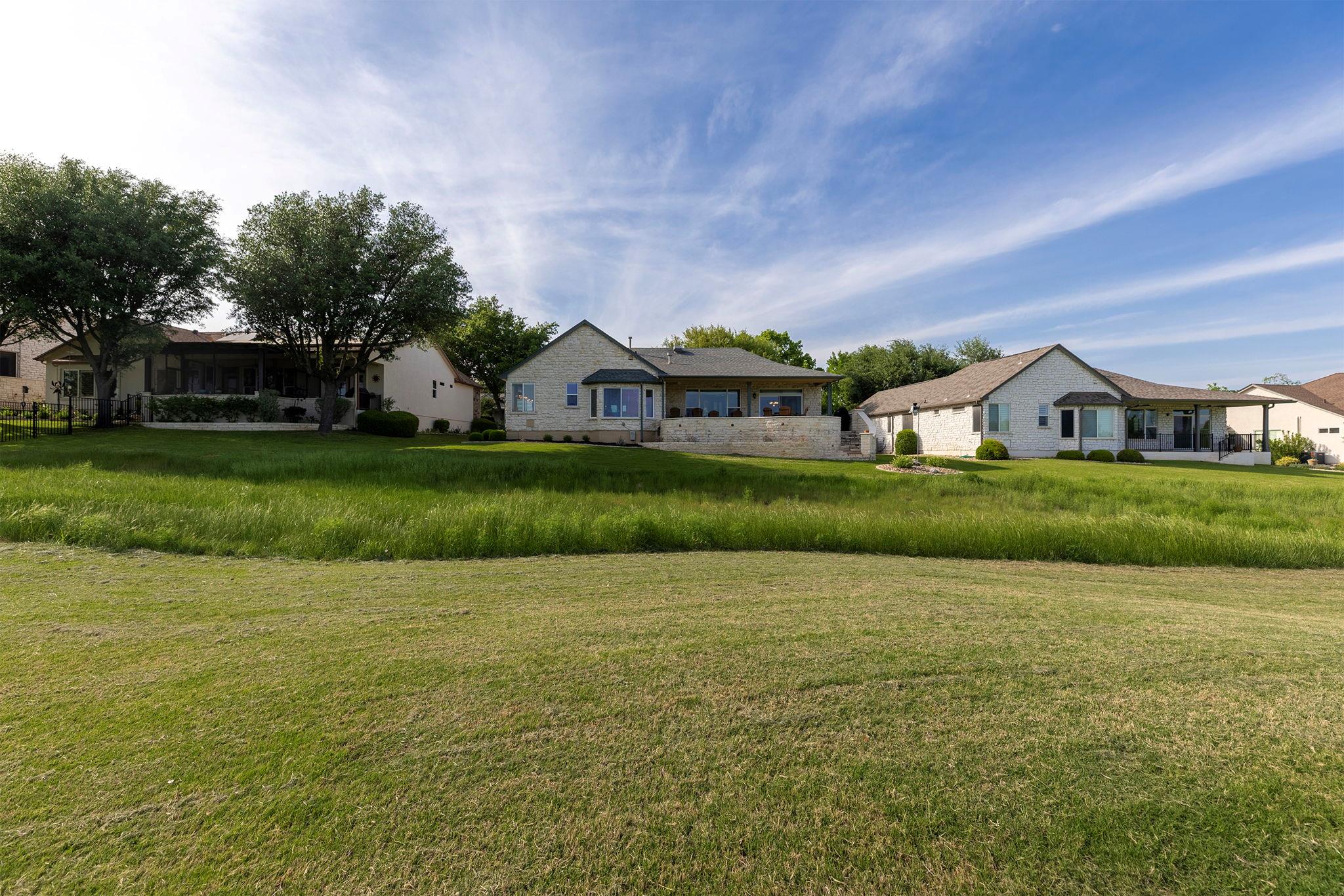 108 Chuckwagon Trl Property Photo 30