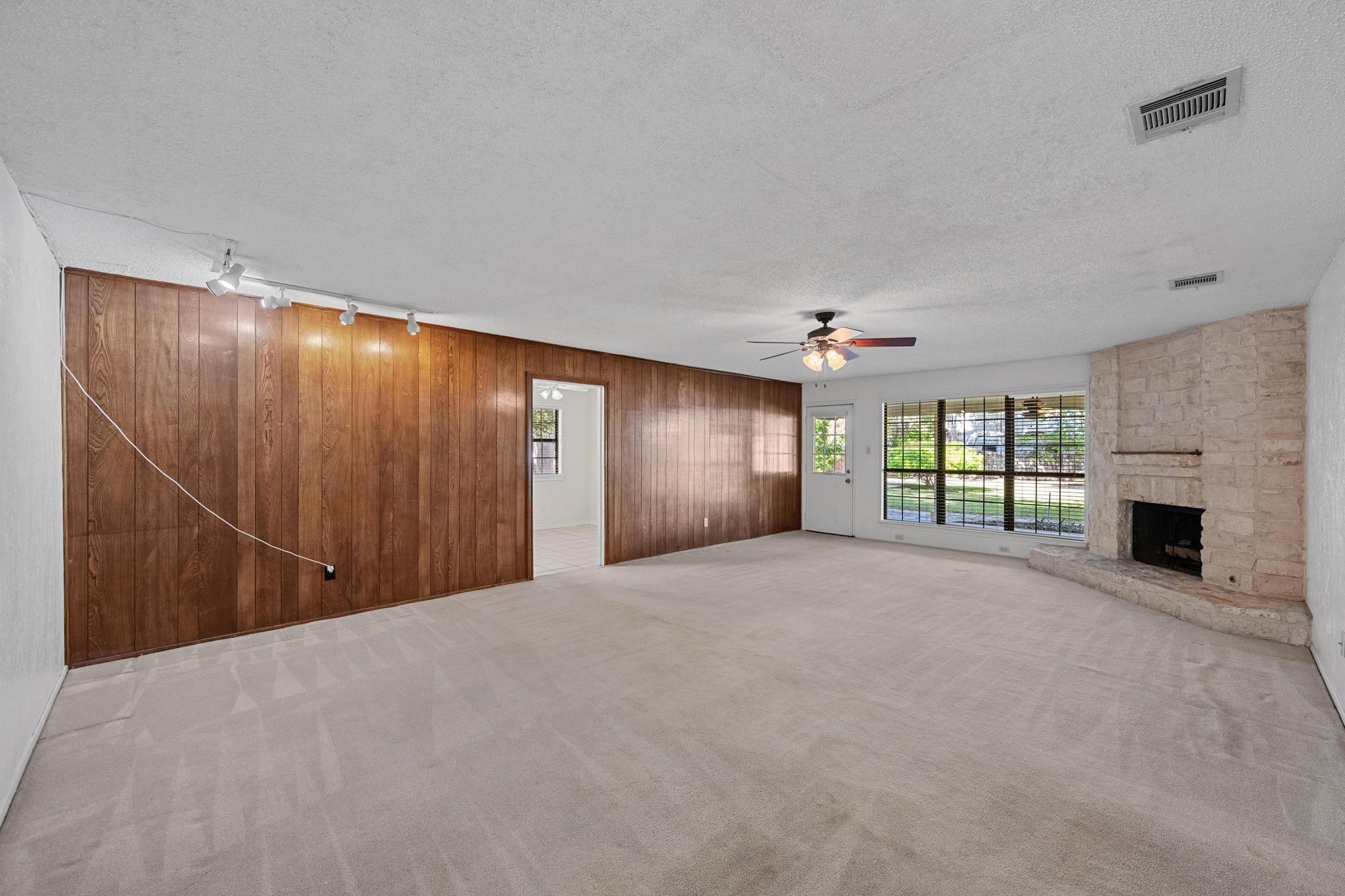 2412 W Messick Loop Property Photo 10