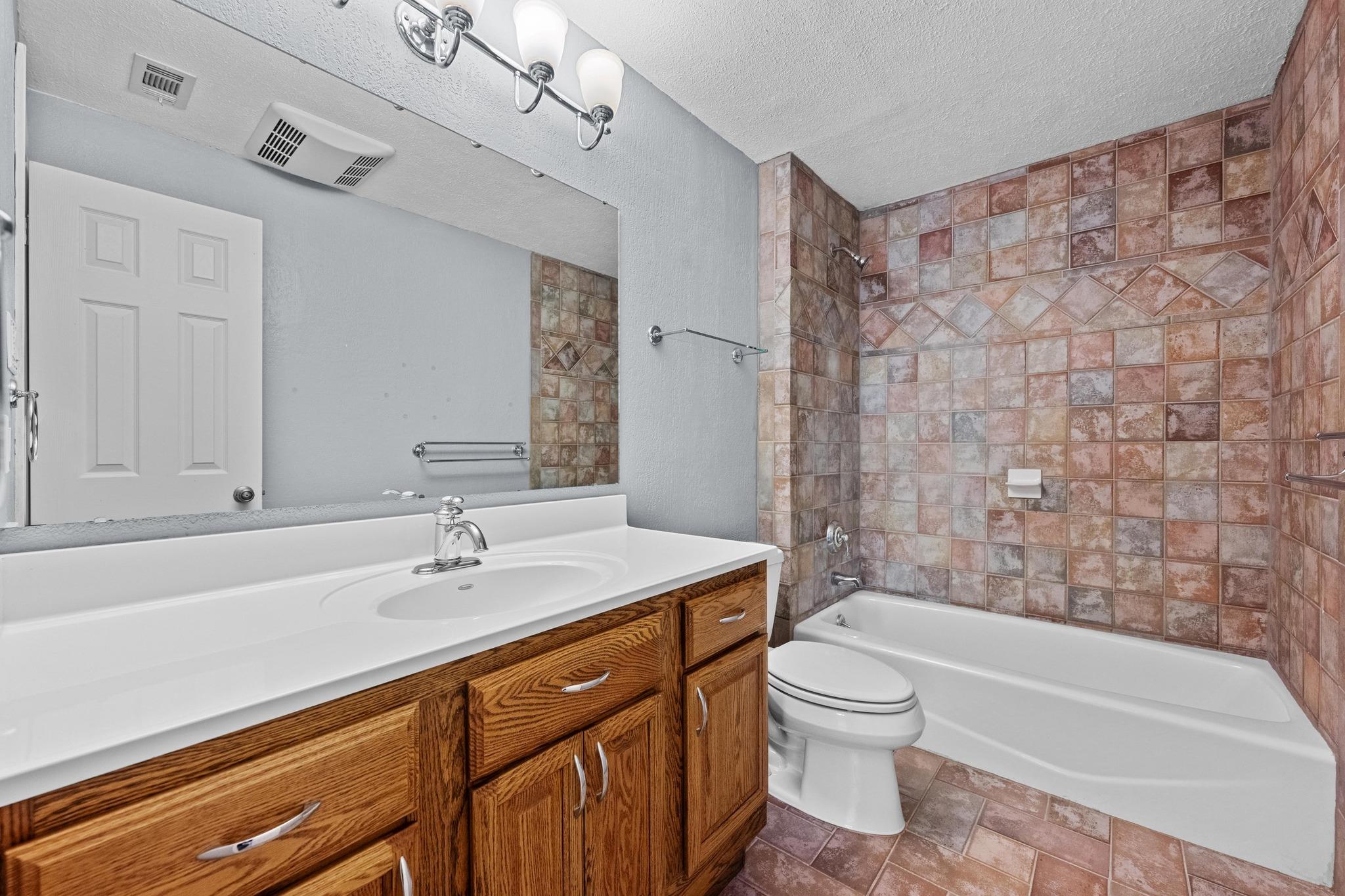 2412 W Messick Loop Property Photo 24