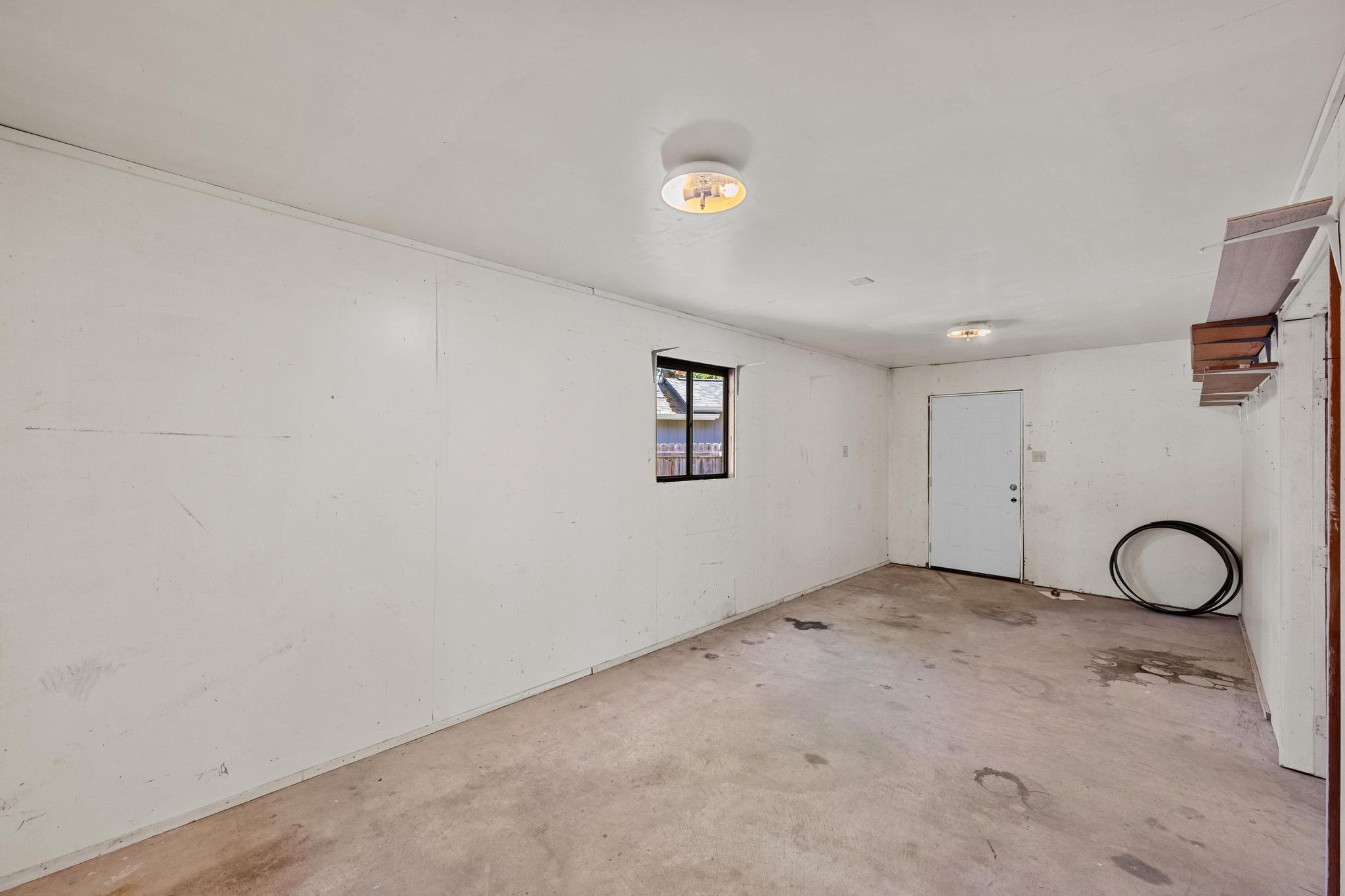 2412 W Messick Loop Property Photo 28