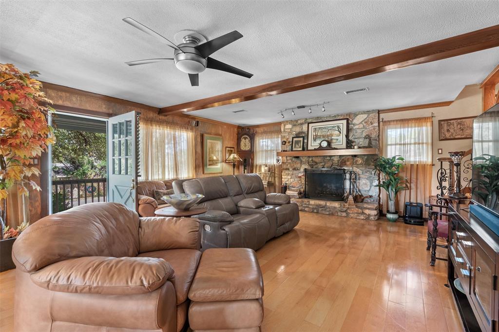 14208 Red Feather Trl Property Photo 6