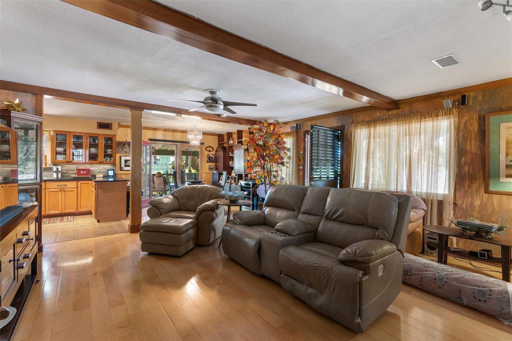 14208 Red Feather Trl Property Photo 8