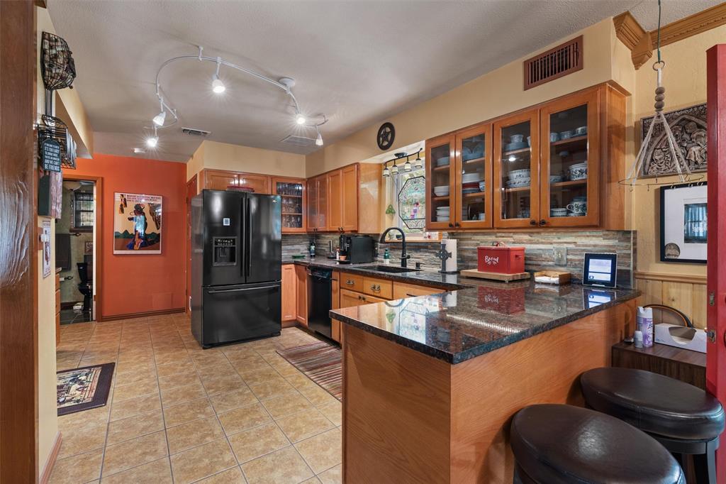 14208 Red Feather Trl Property Photo 10