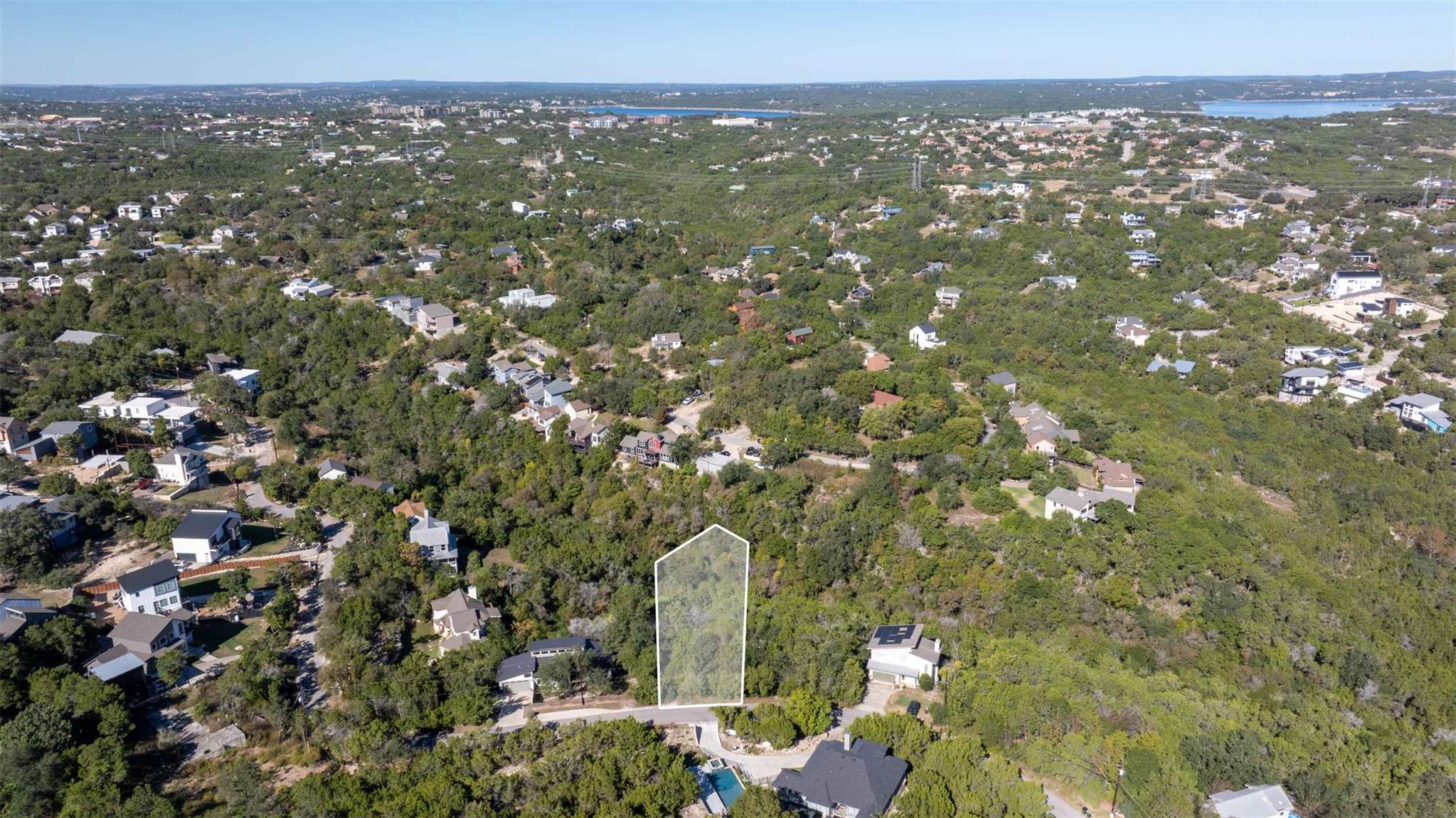 14414 Hunters Pass Property Photo 1