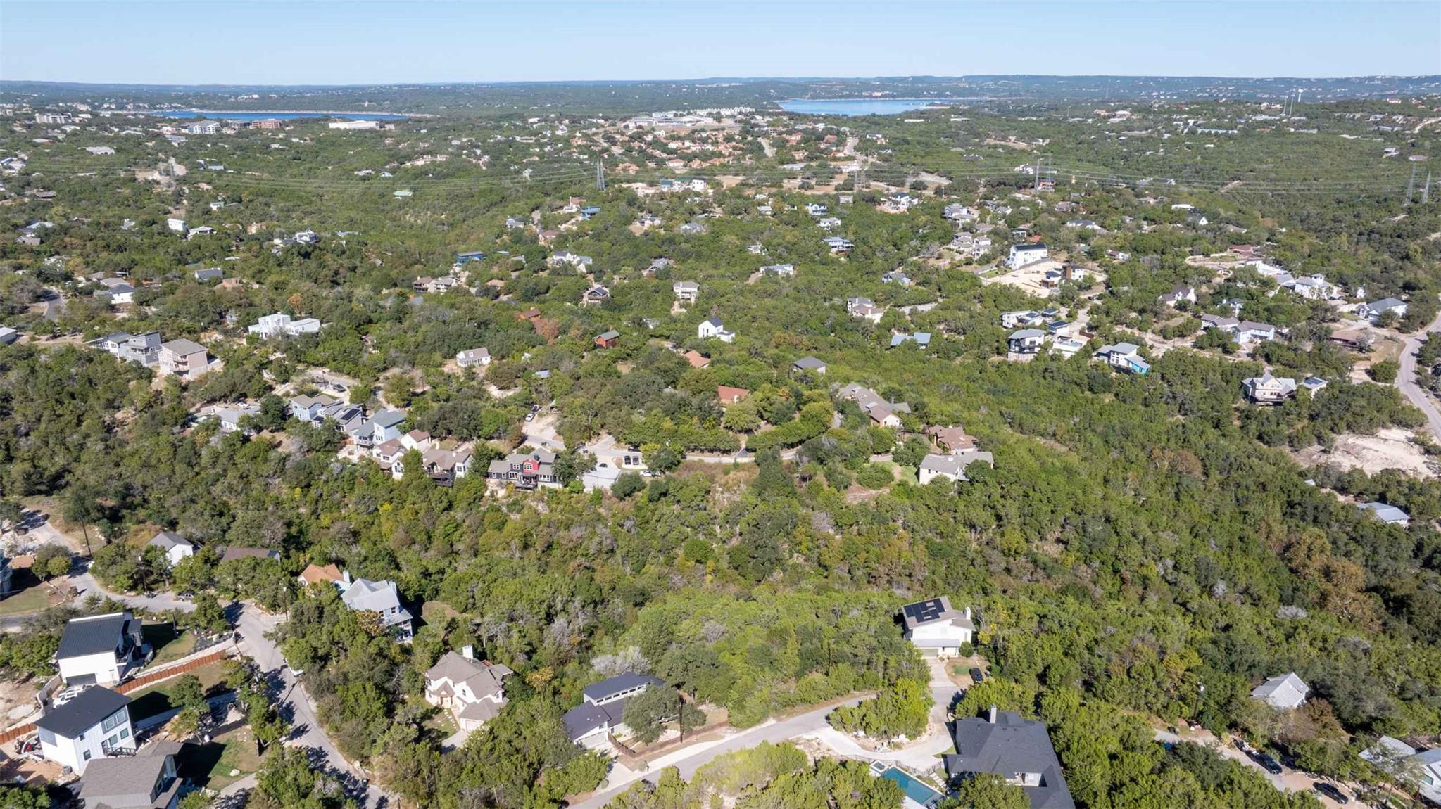 14414 Hunters Pass Property Photo 3