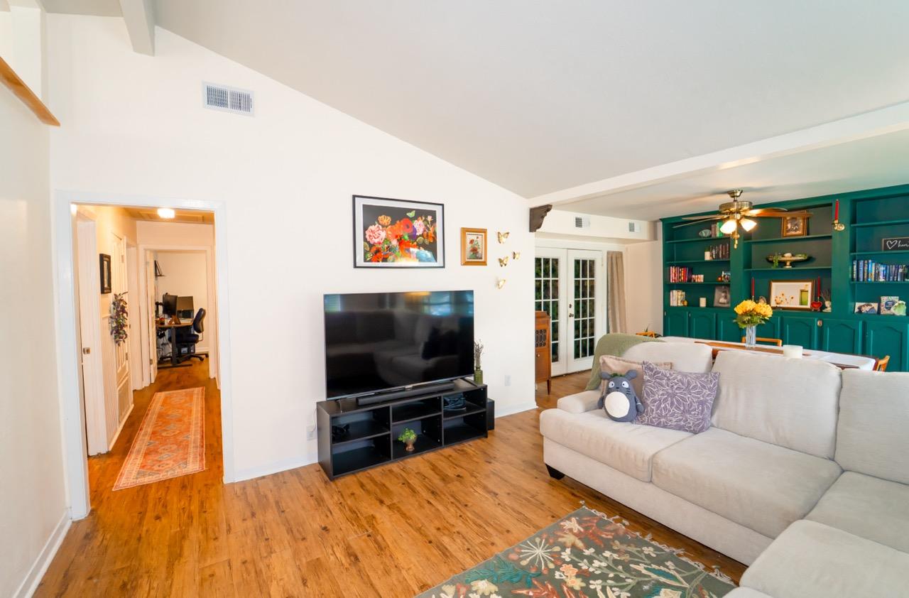 5215 Overbrook Dr Property Photo 16