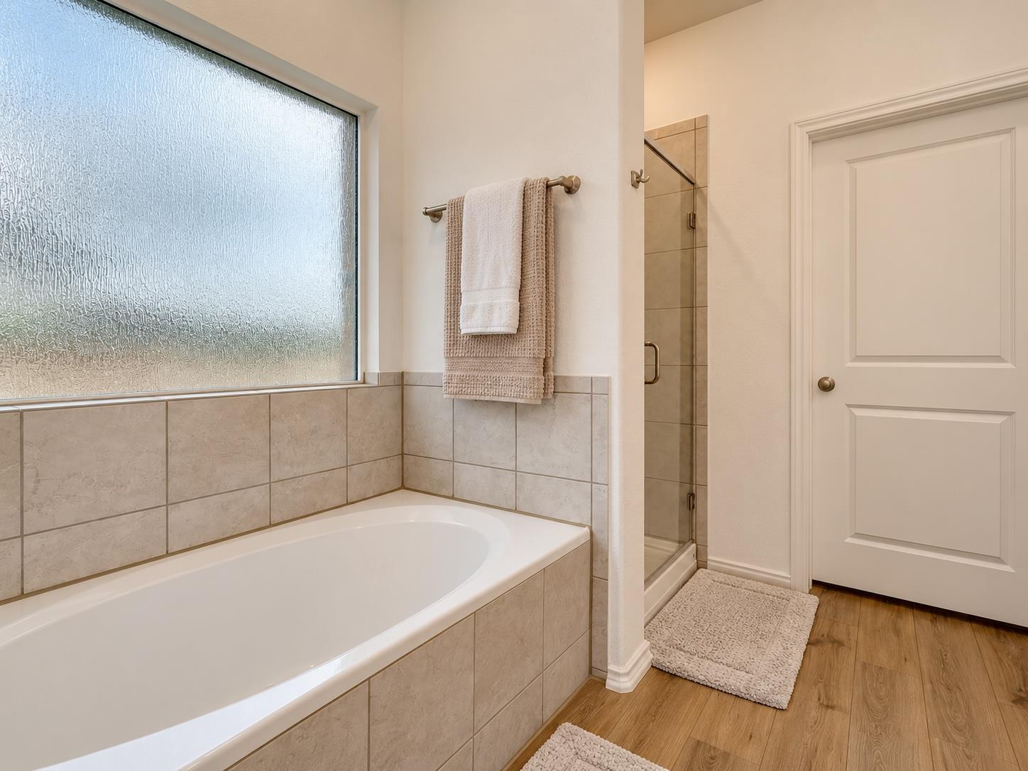 1208 Sweetspire St Property Photo 15