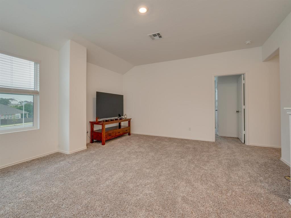 1208 Sweetspire St Property Photo 22