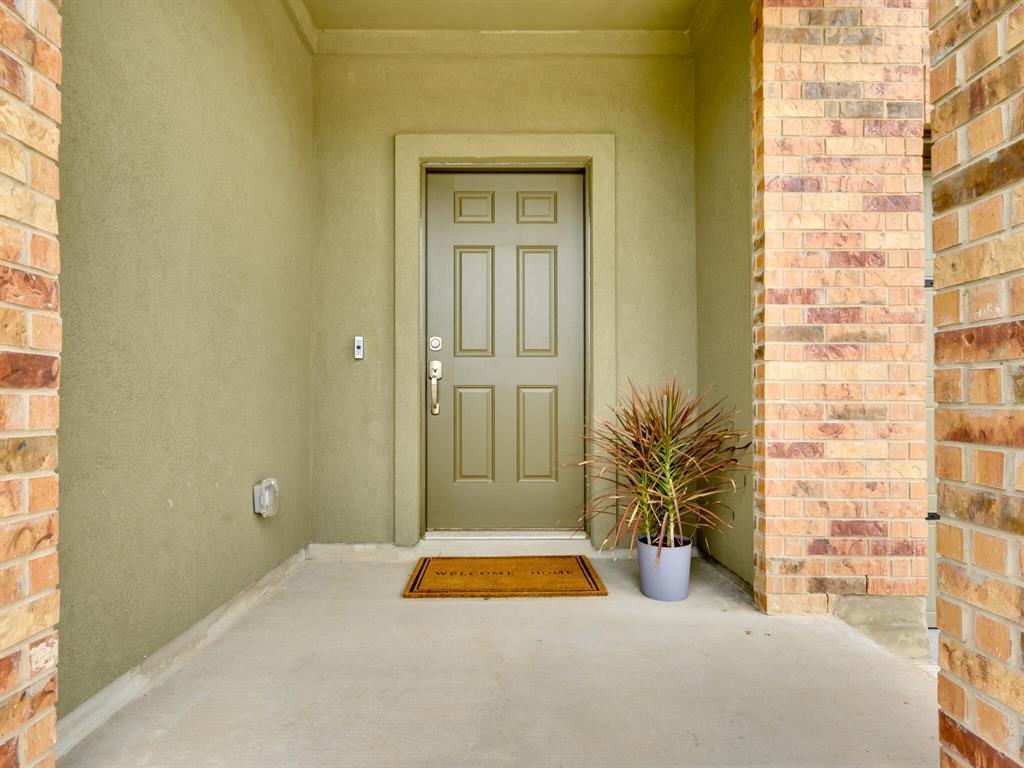 1208 Sweetspire St Property Photo 35