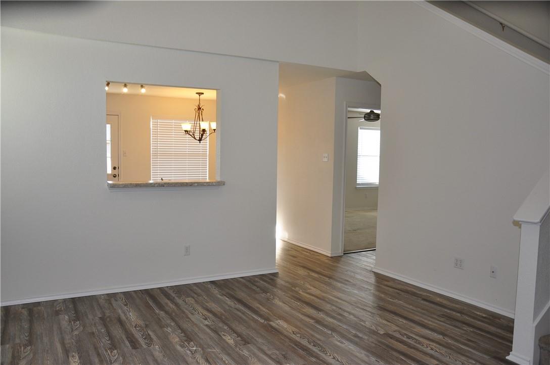 127 Anderson St Property Photo 3