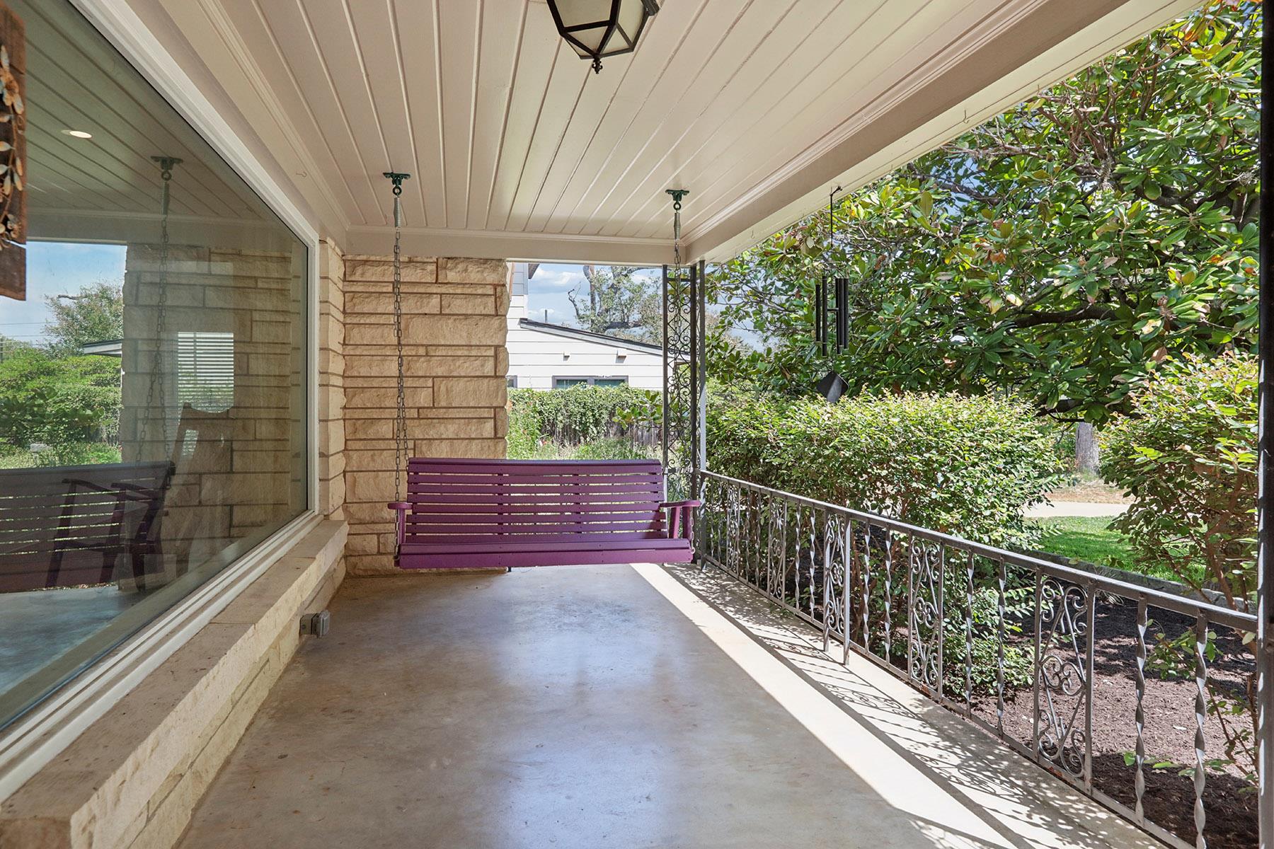4204 Wildwood Rd Property Photo 4