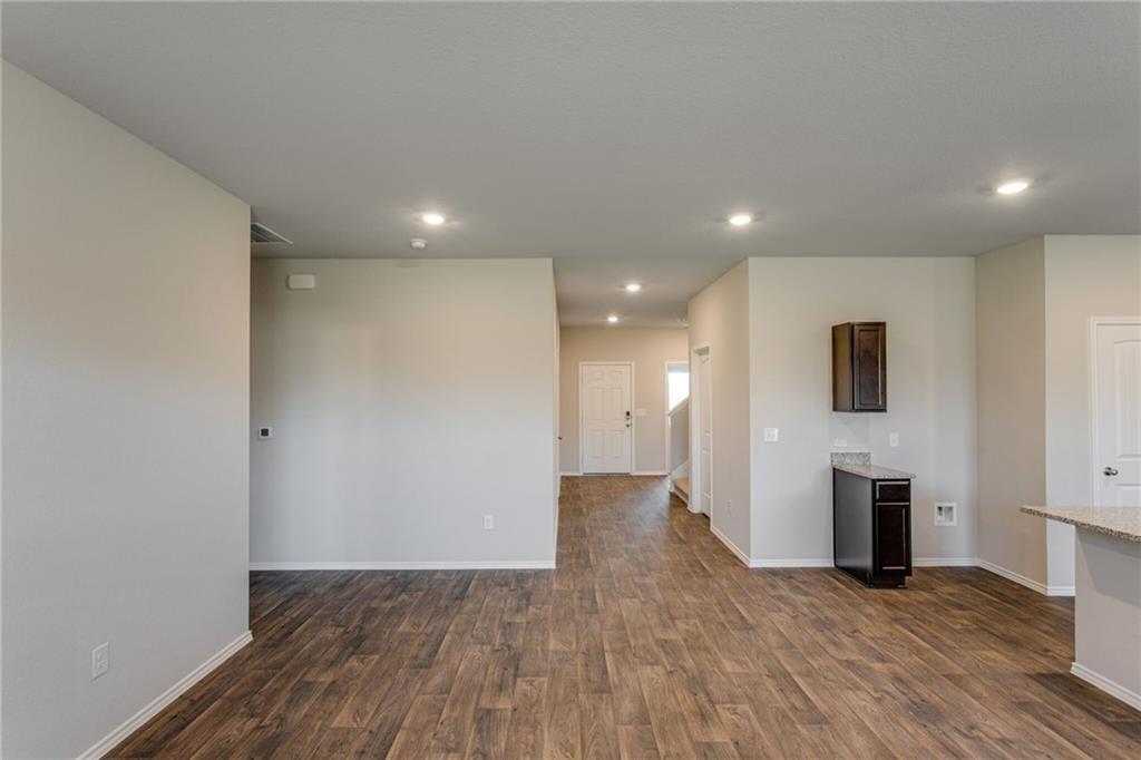 15201 Siberian Elm Ln Property Photo 6