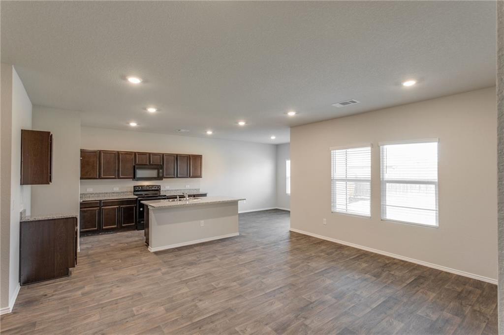 15201 Siberian Elm Ln Property Photo 8