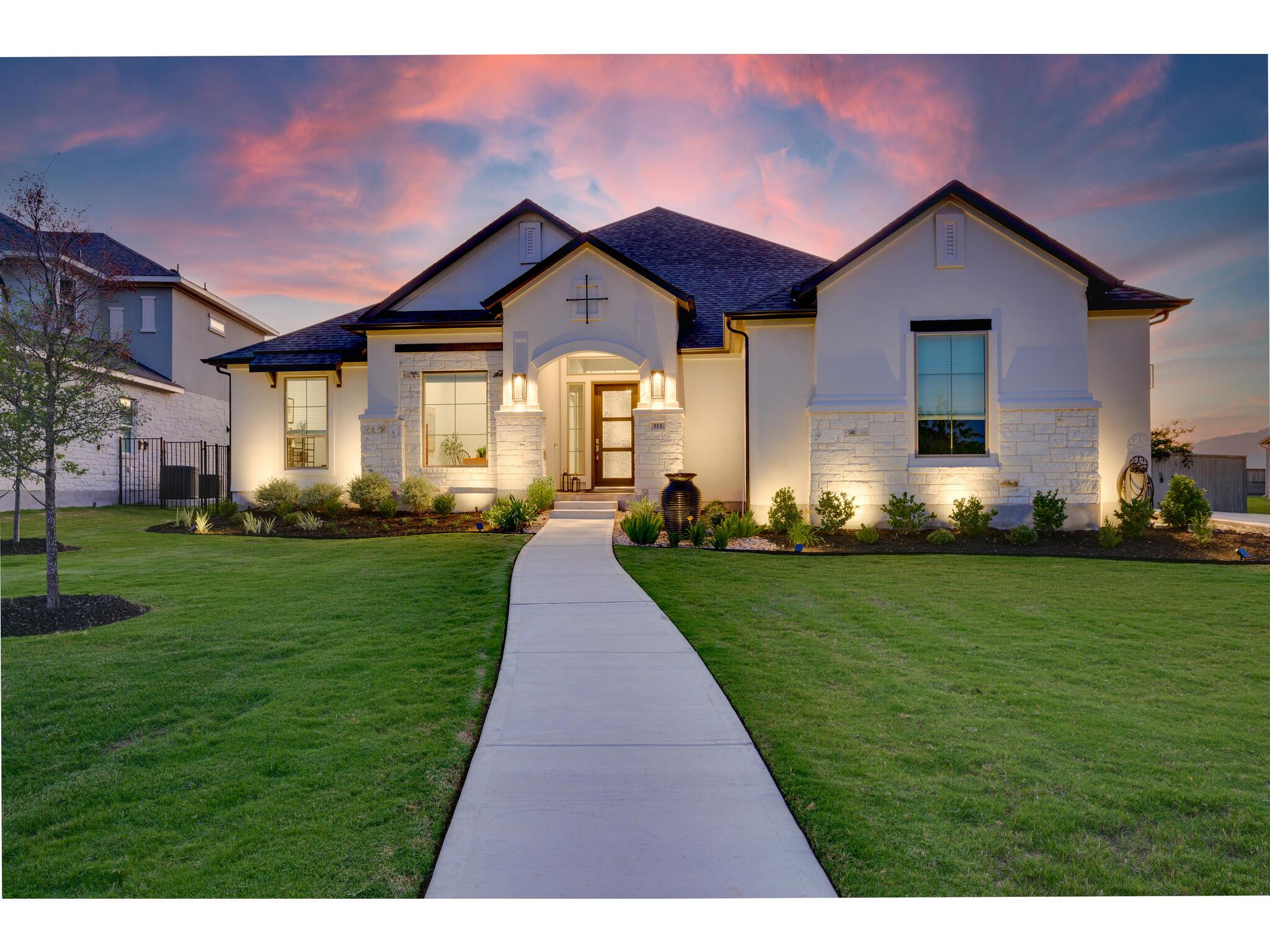 113 Arbolado Loop Property Photo 2