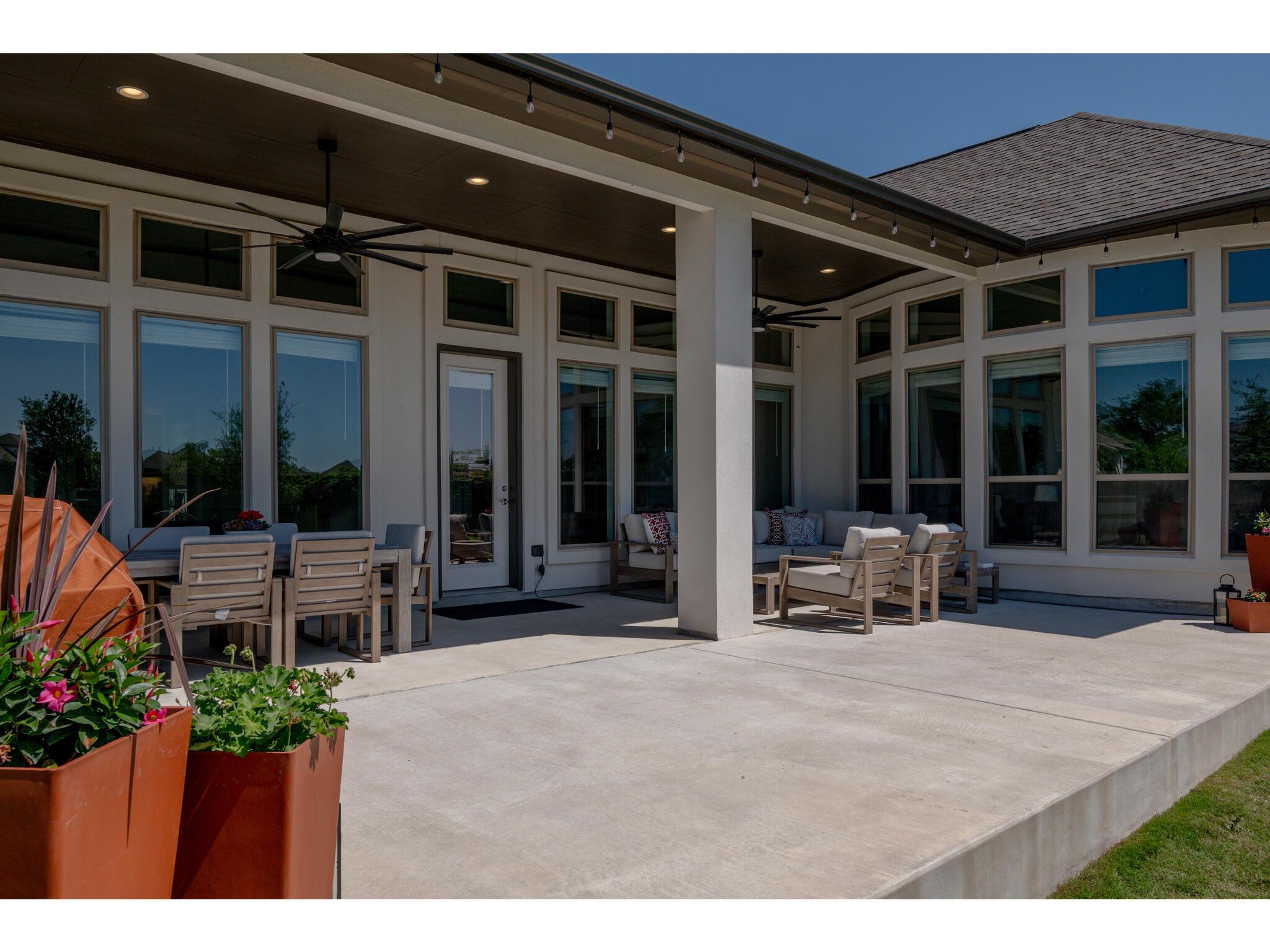 113 Arbolado Loop Property Photo 7