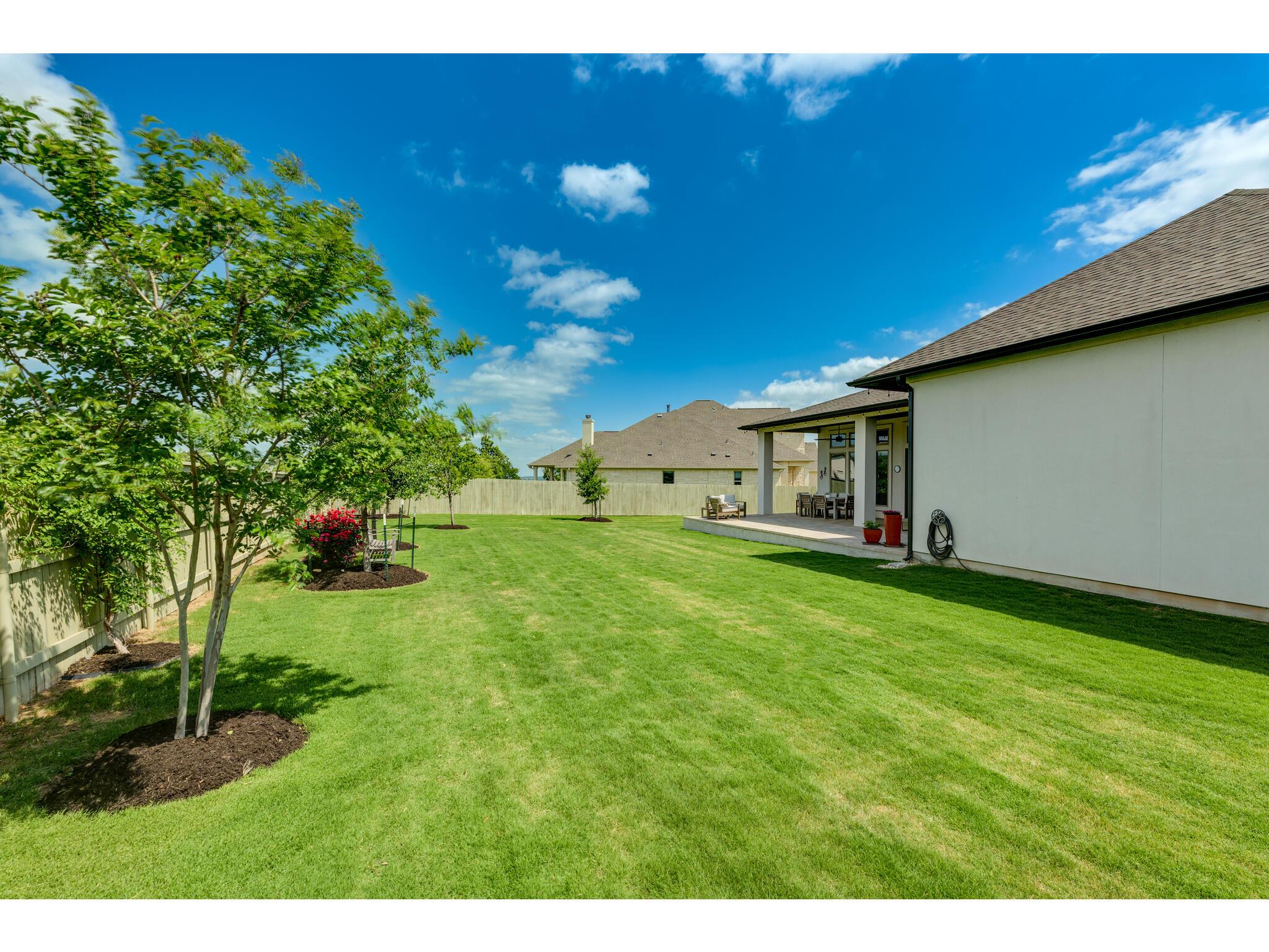 113 Arbolado Loop Property Photo 9