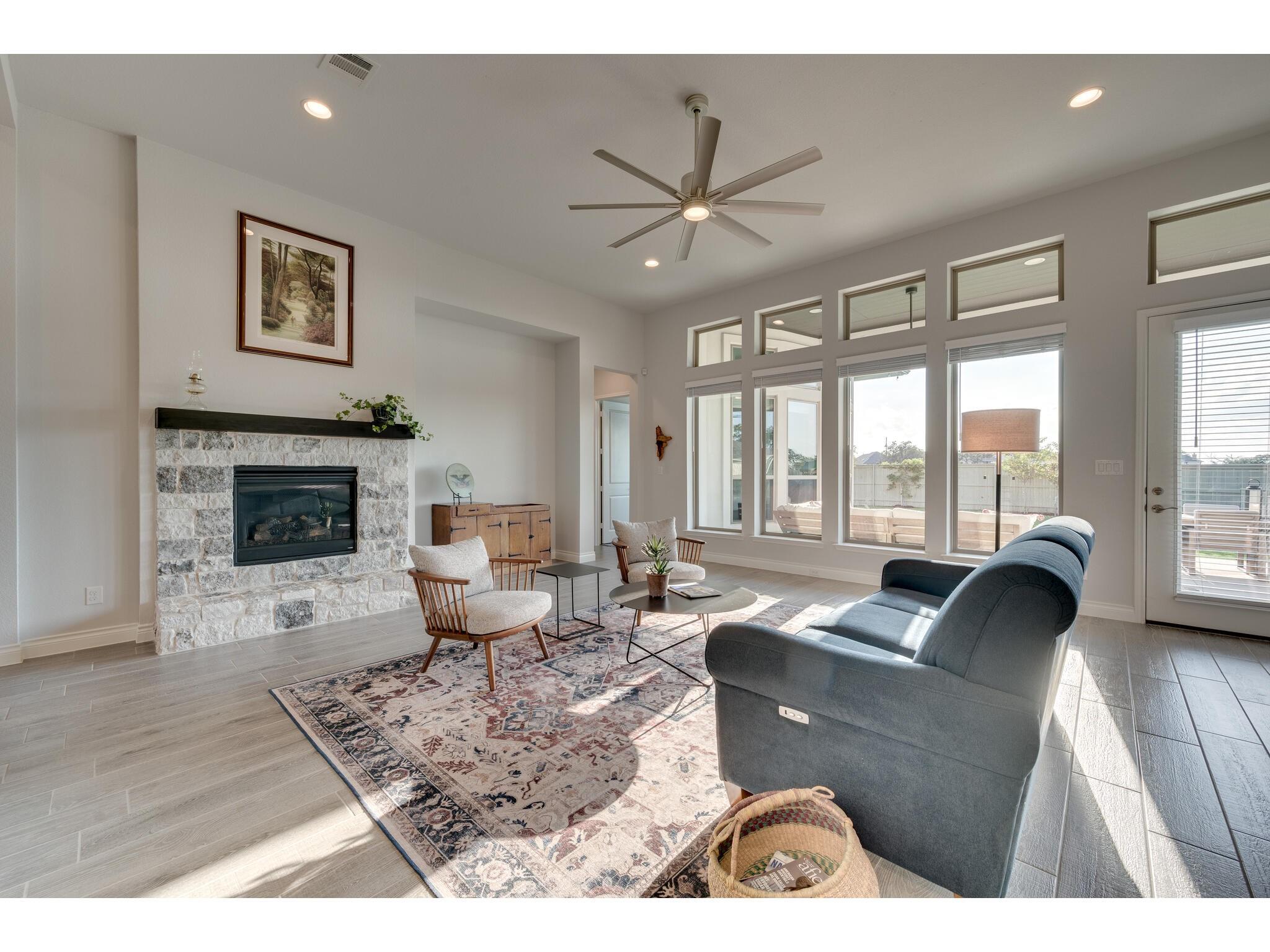 113 Arbolado Loop Property Photo 14