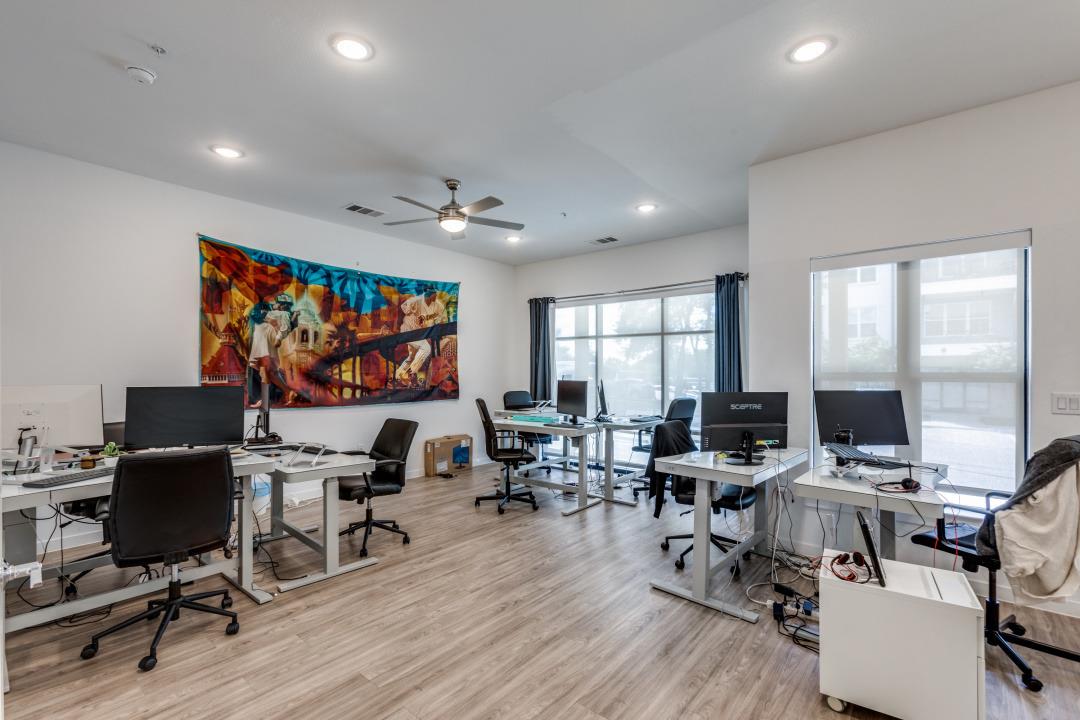 4901 Springdale Rd #106 Property Photo 5