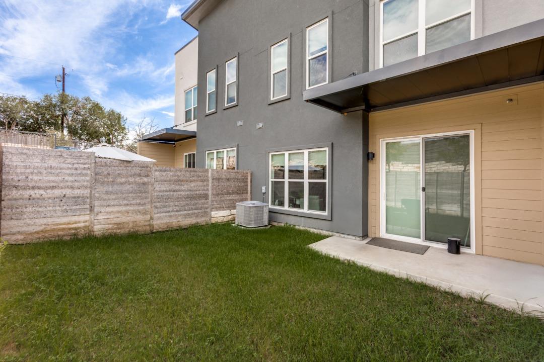 4901 Springdale Rd #106 Property Photo 29