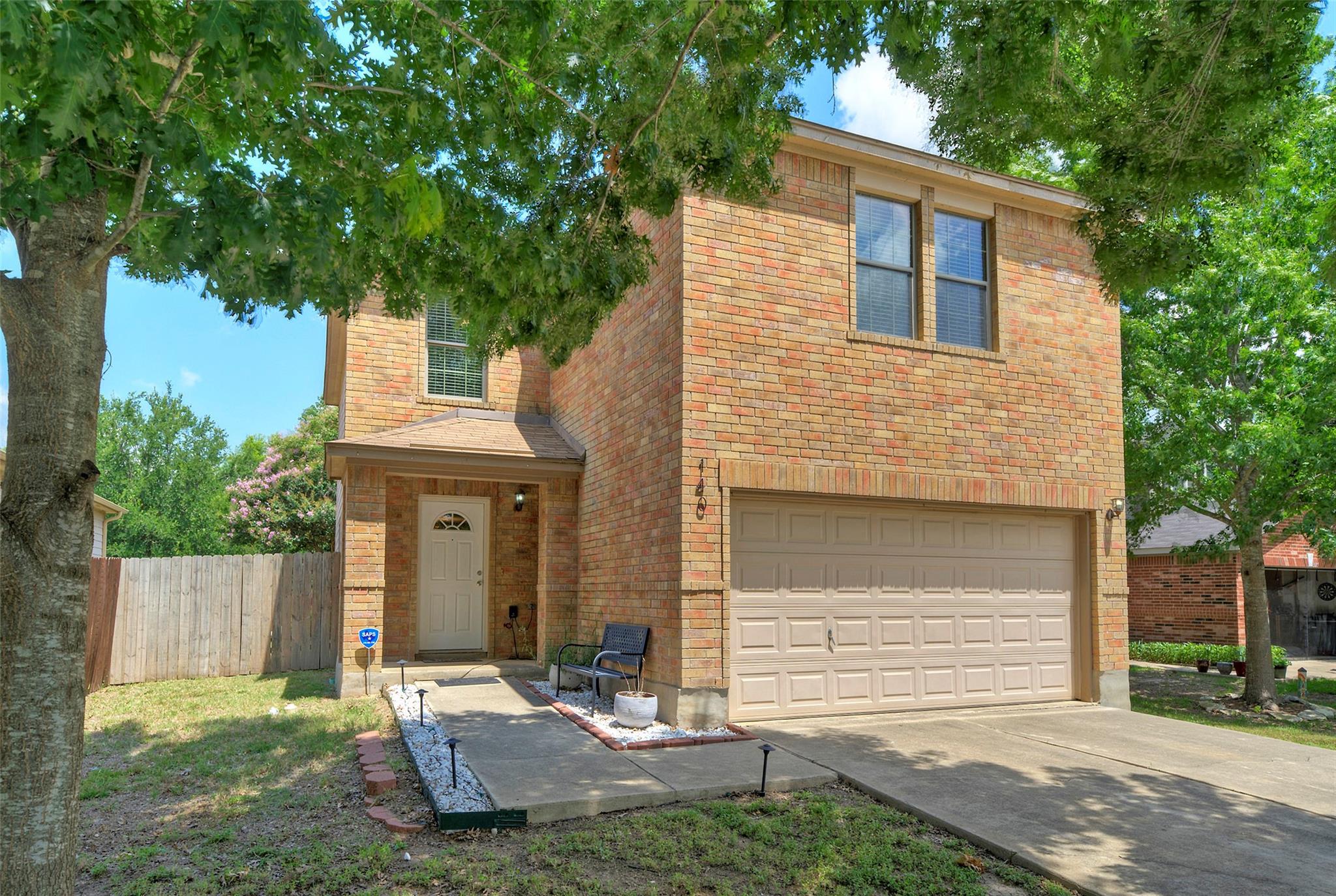 140 Plum Path Property Photo 2