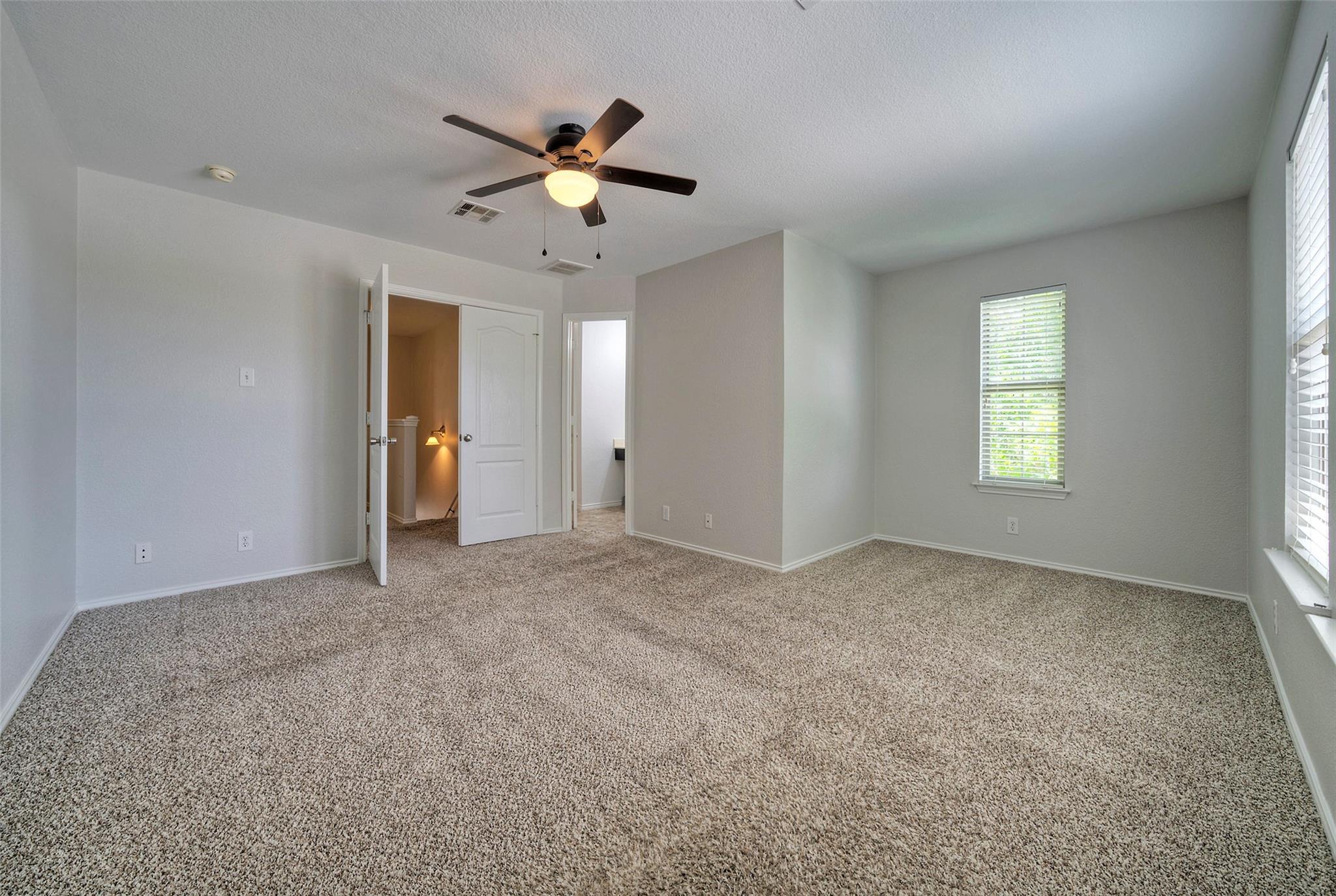 140 Plum Path Property Photo 8