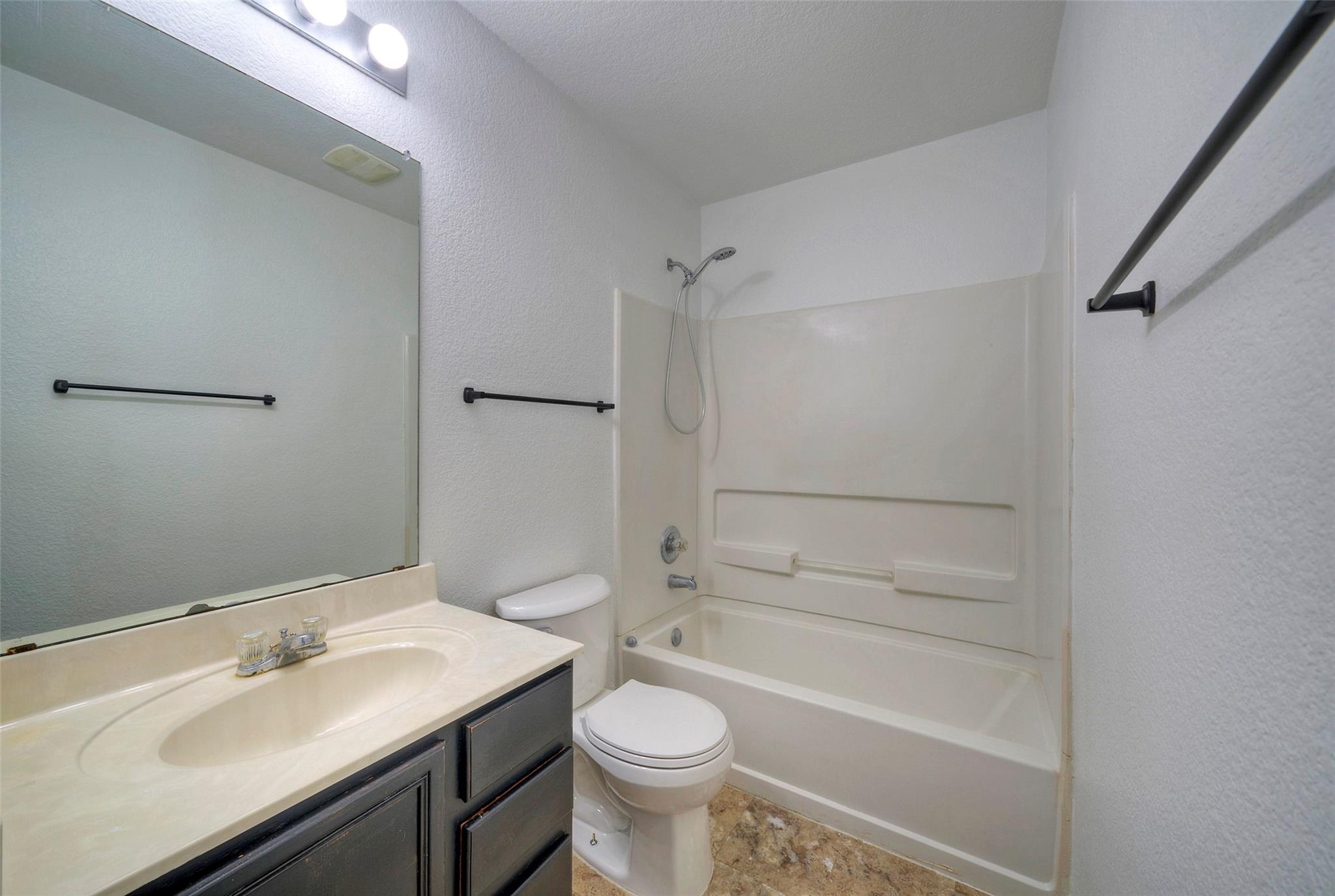 140 Plum Path Property Photo 14