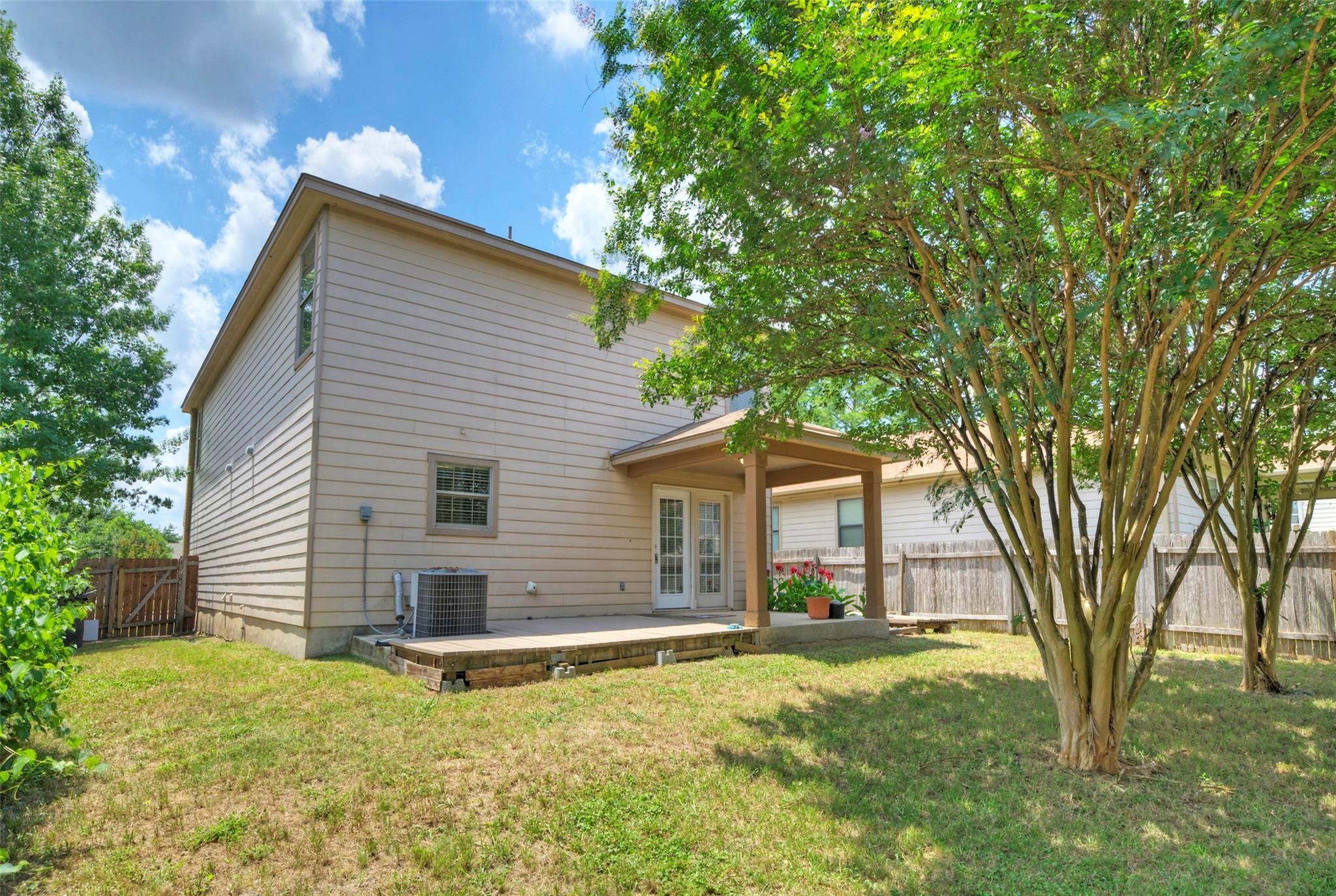 140 Plum Path Property Photo 18