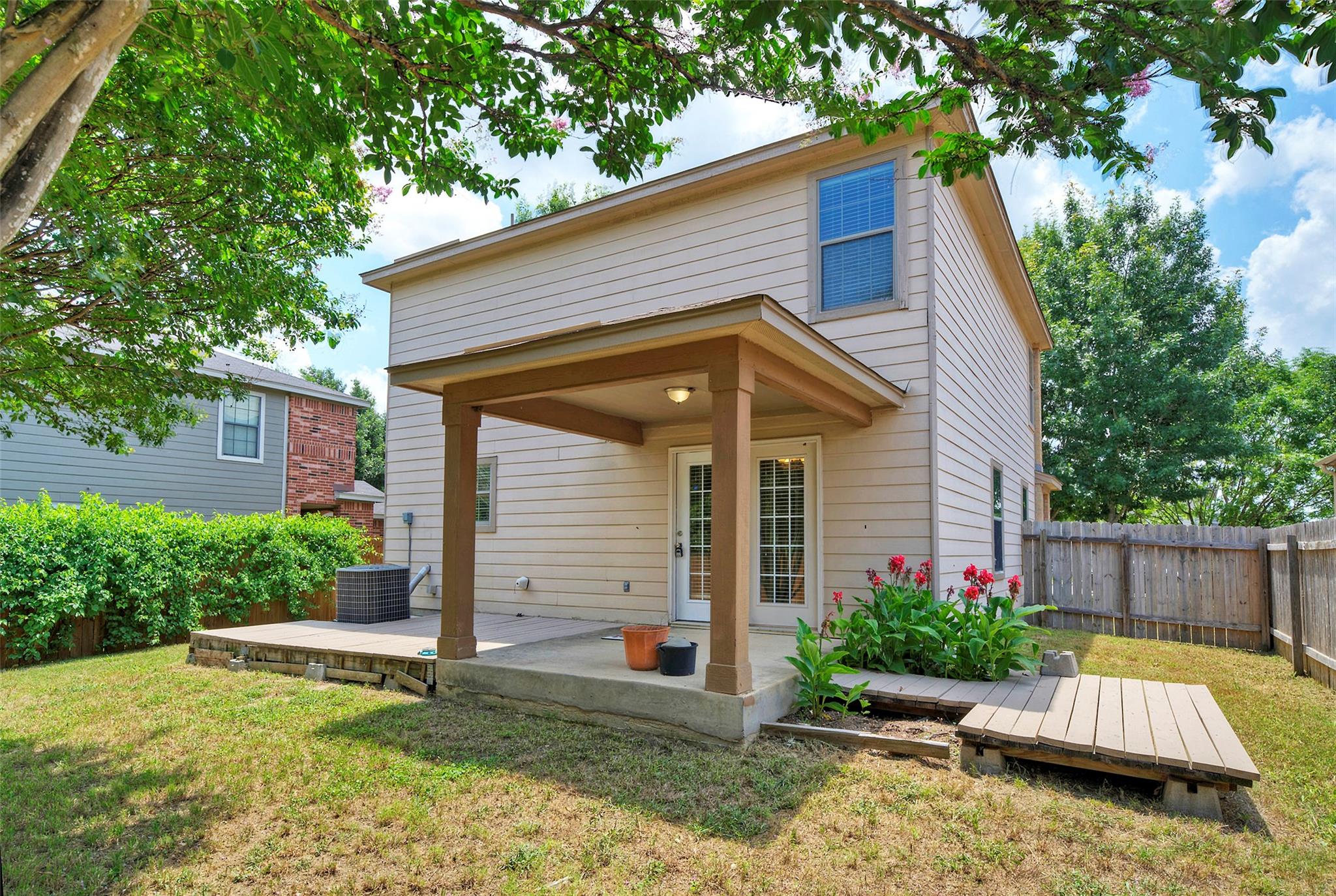 140 Plum Path Property Photo 19
