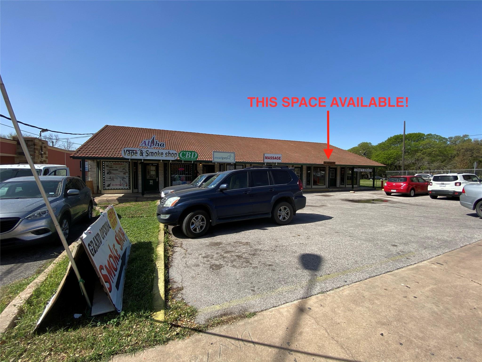 2627 Jones Rd #104 Property Photo 1