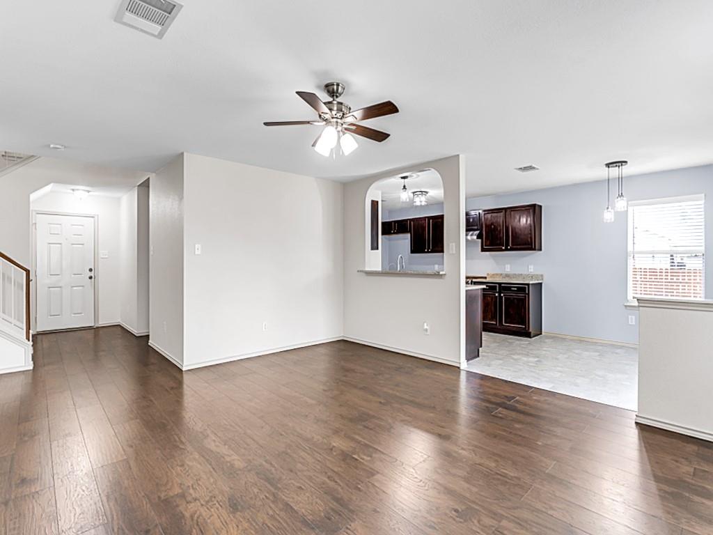 706 Rubles Ct Property Photo 6