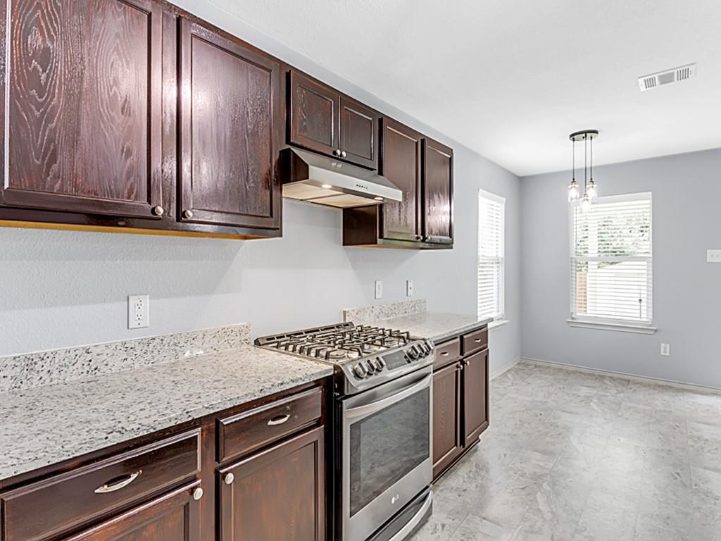 706 Rubles Ct Property Photo 12