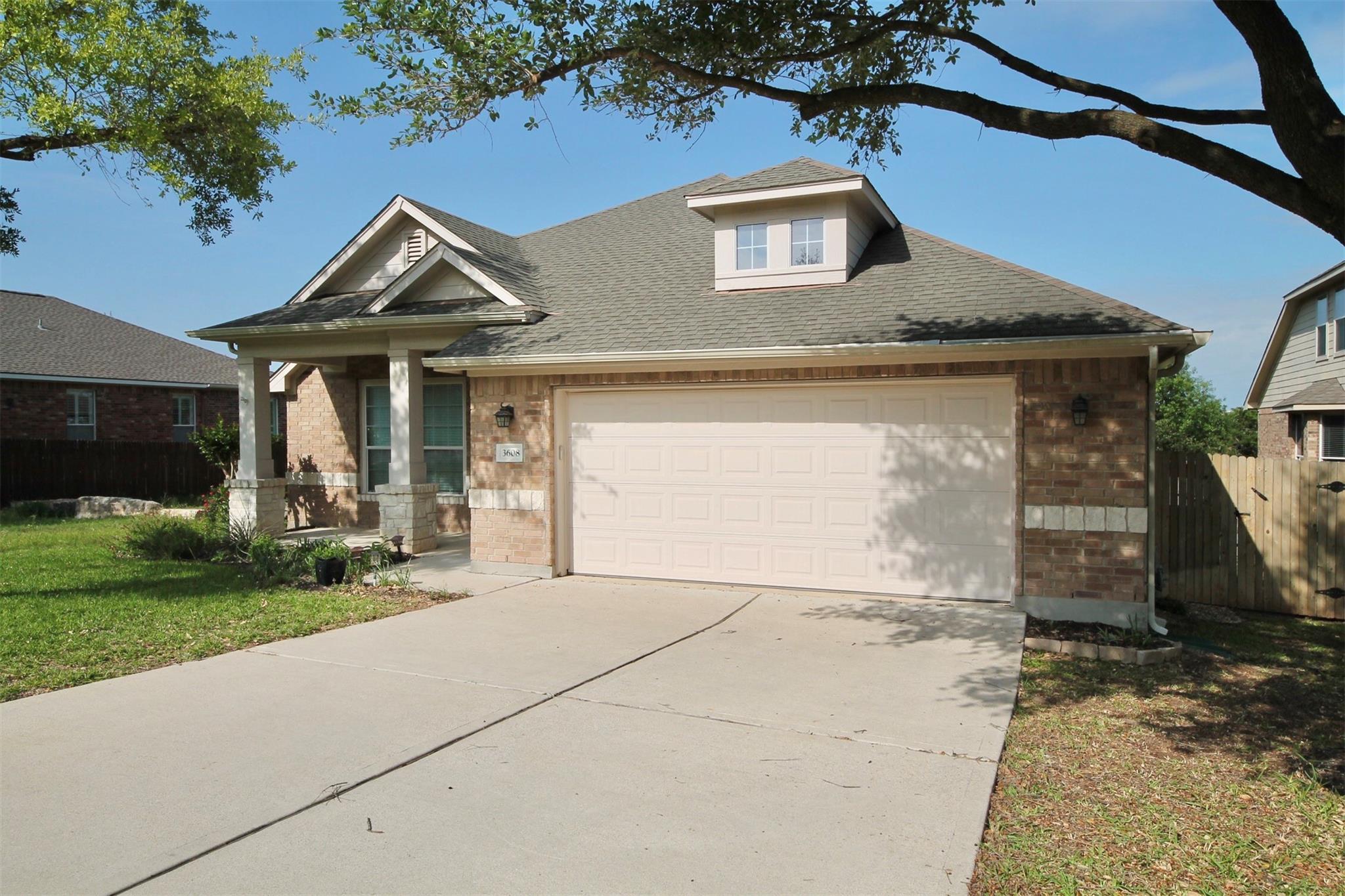 3608 Pine Needle Cir Property Photo 2