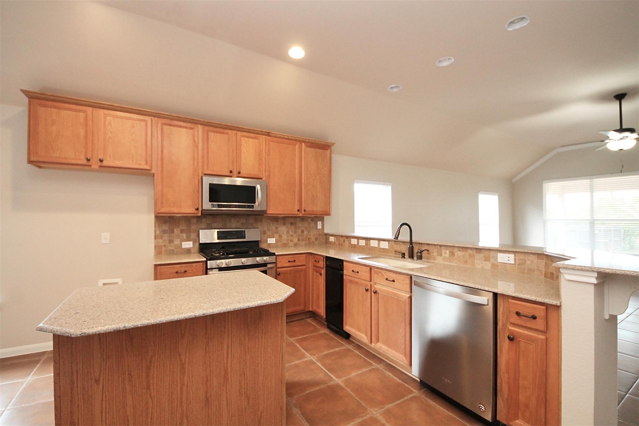 3608 Pine Needle Cir Property Photo 9