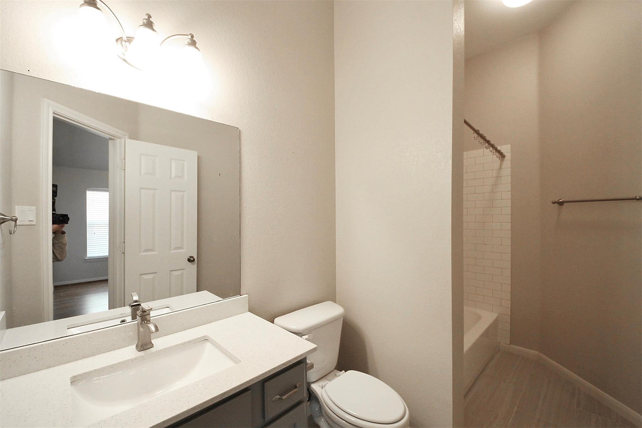 3608 Pine Needle Cir Property Photo 18