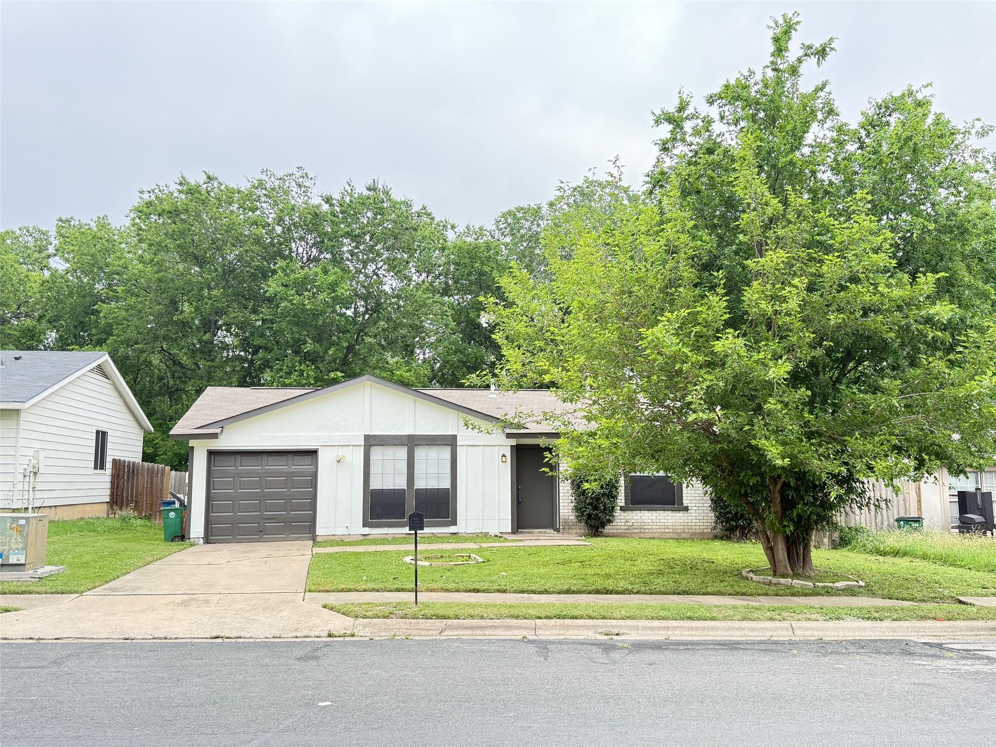 5105 Pepper Ln Property Photo 1