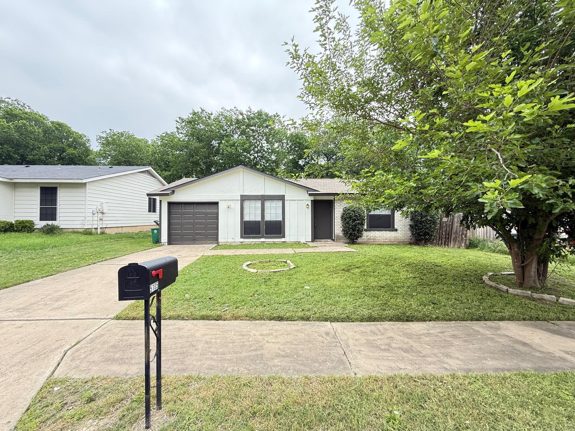 5105 Pepper Ln Property Photo 2