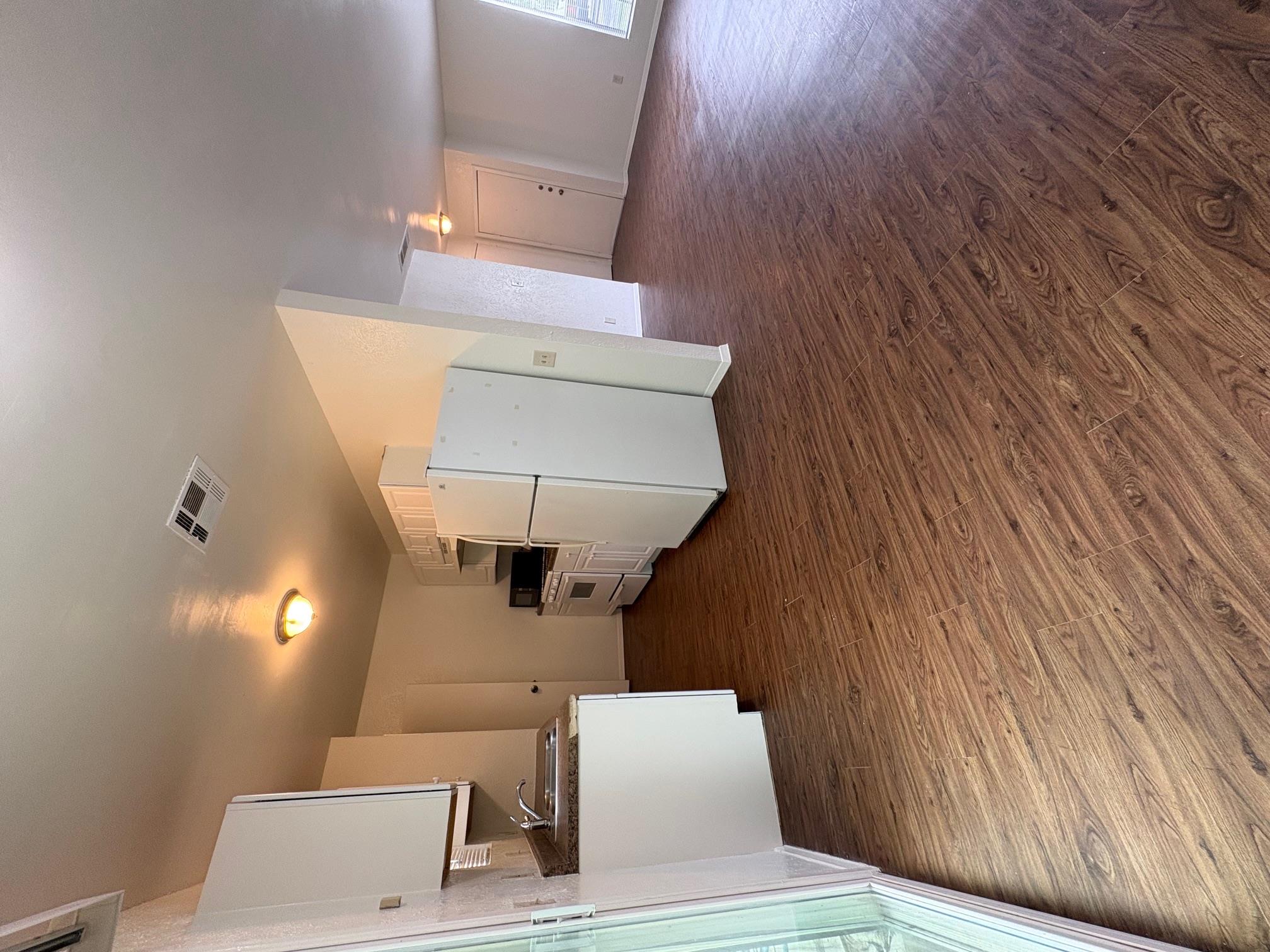5105 Pepper Ln Property Photo 5