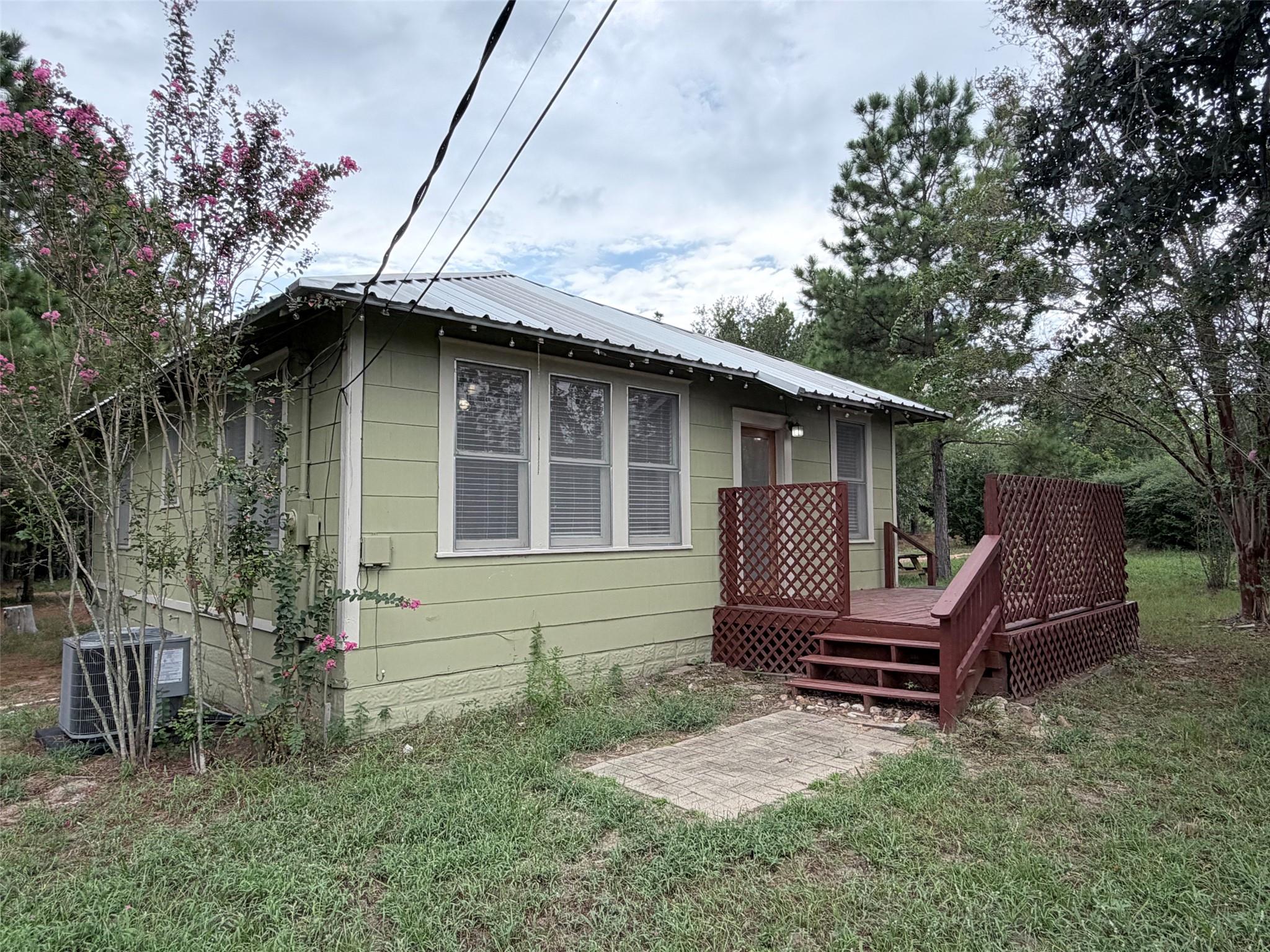 291 Ponderosa Loop Property Photo 2