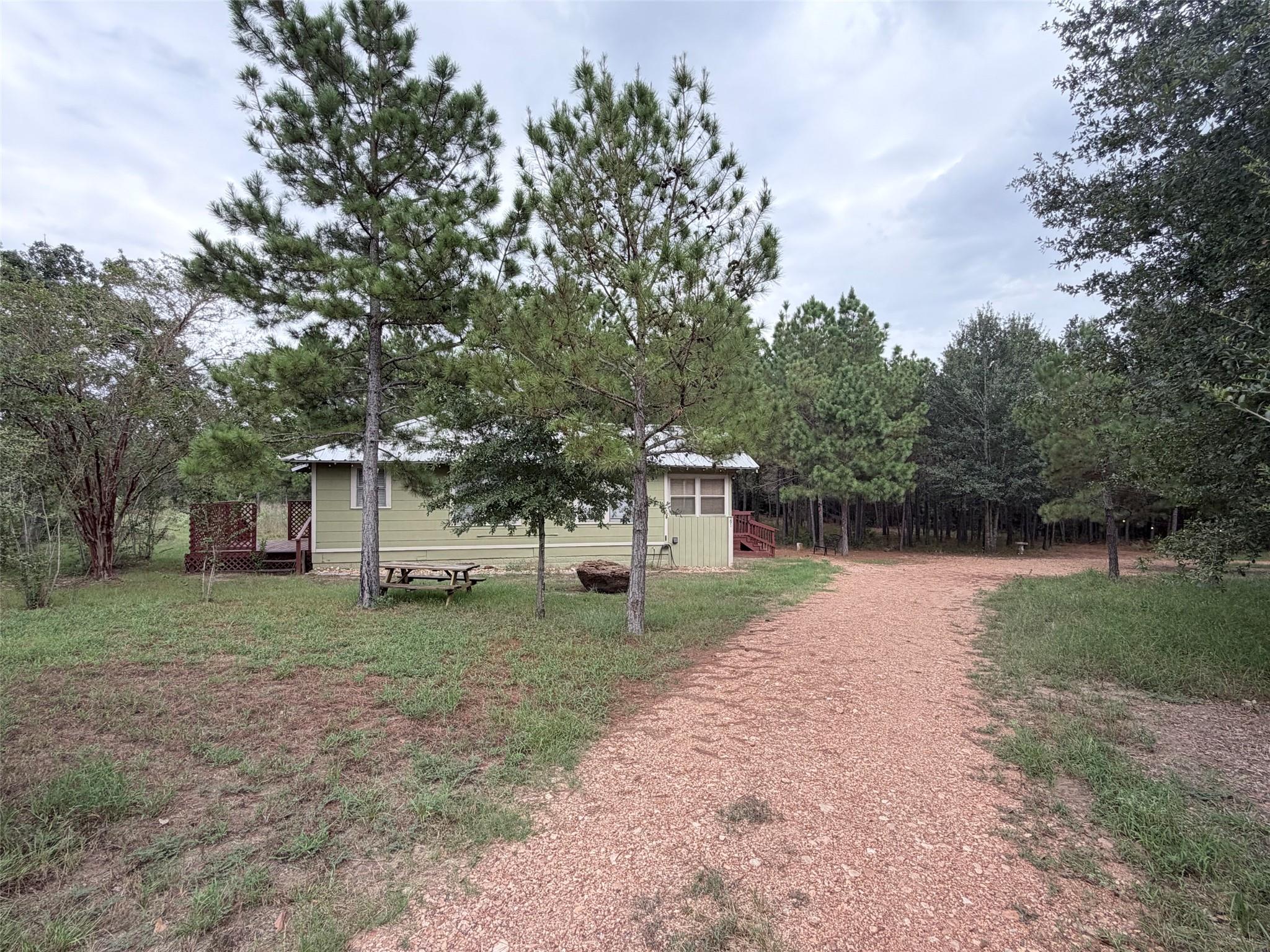 291 Ponderosa Loop Property Photo 3