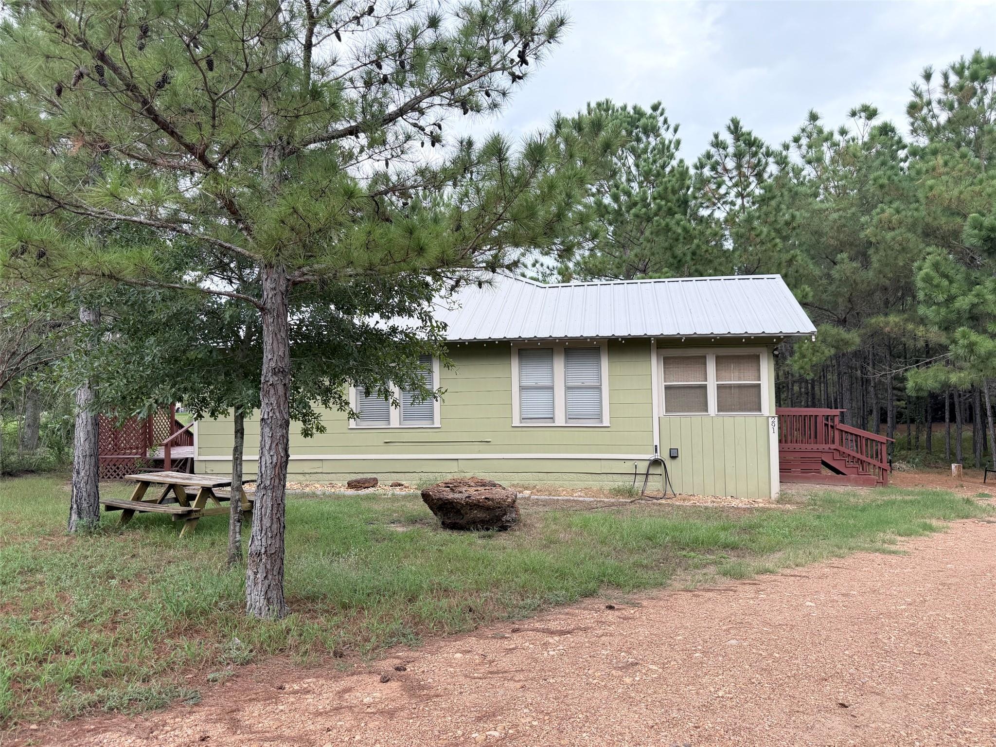 291 Ponderosa Loop Property Photo 6