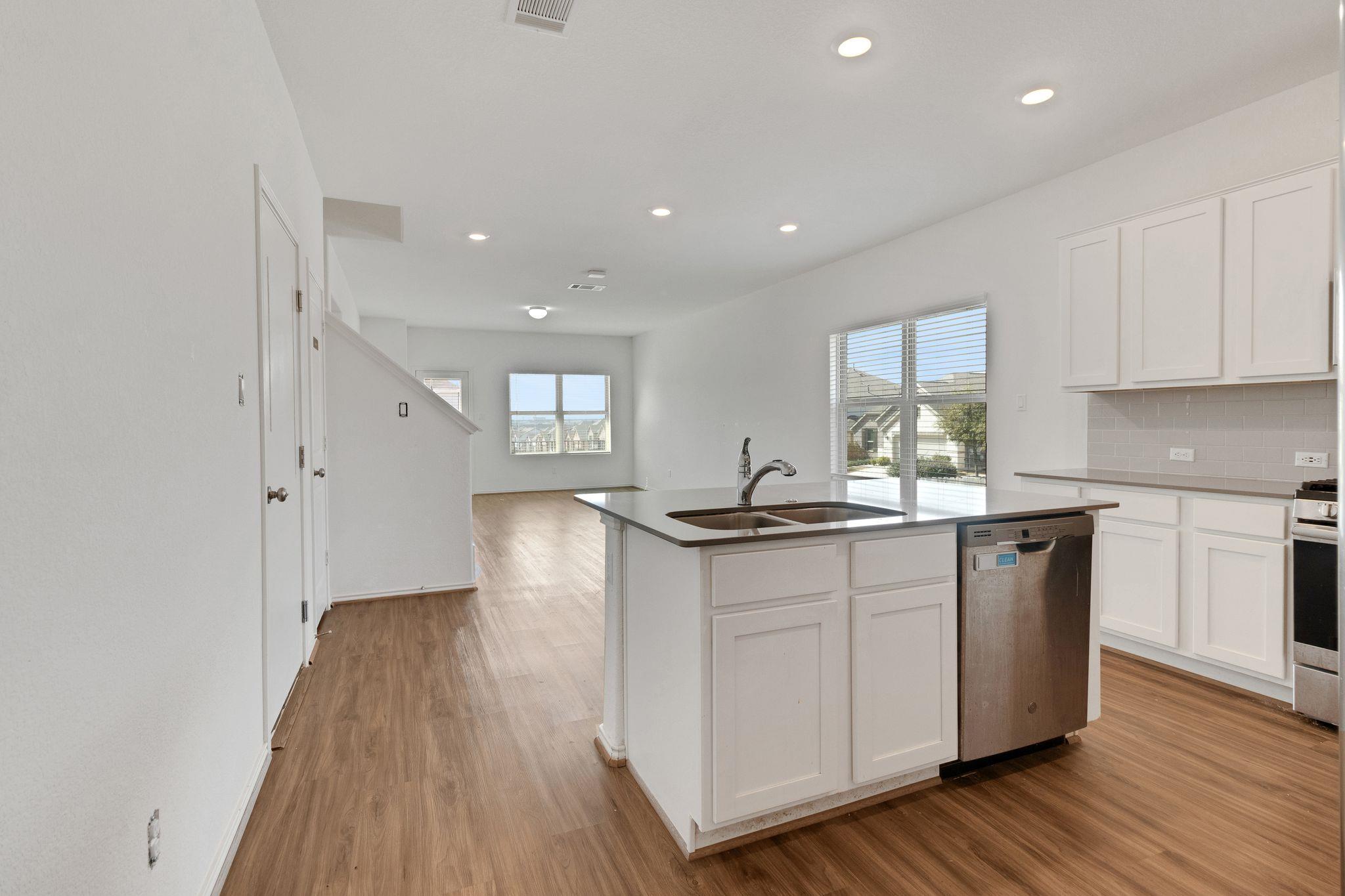 6500 Cetone Ter Property Photo 3