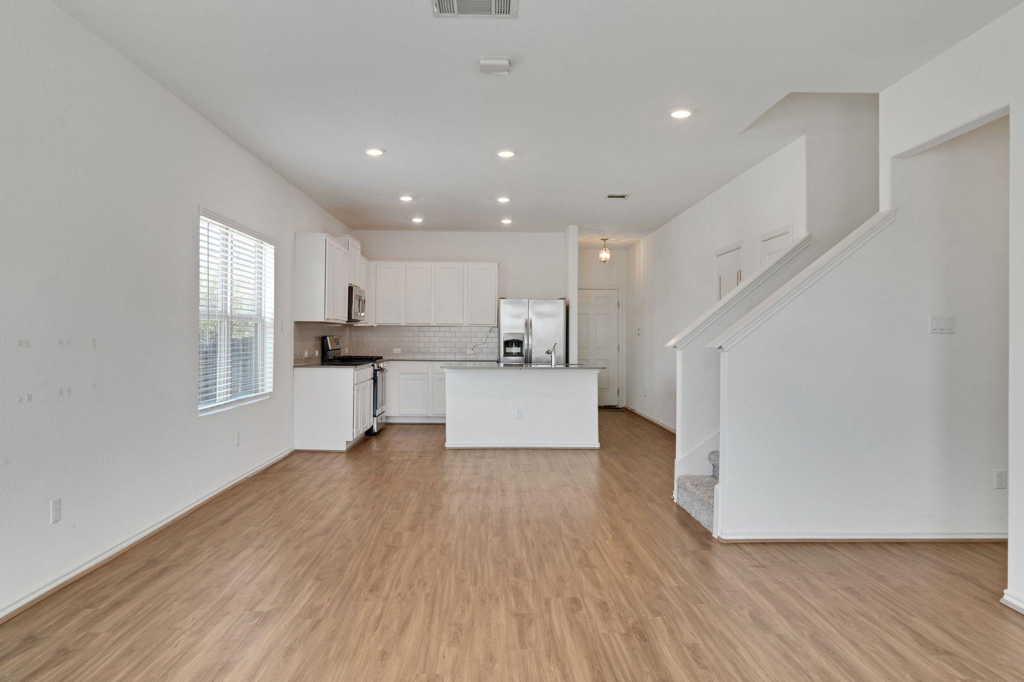 6500 Cetone Ter Property Photo 8