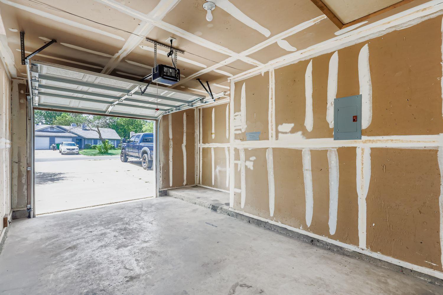 511 Greenlawn Blvd #511 Property Photo 10