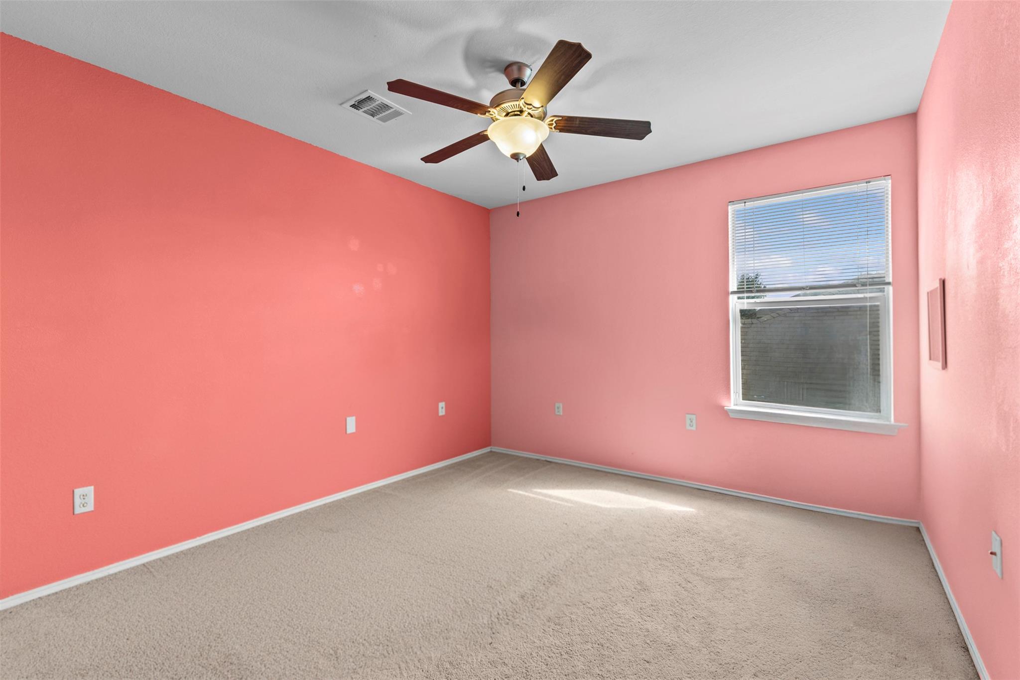 5709 Zachary Scott St Property Photo 24