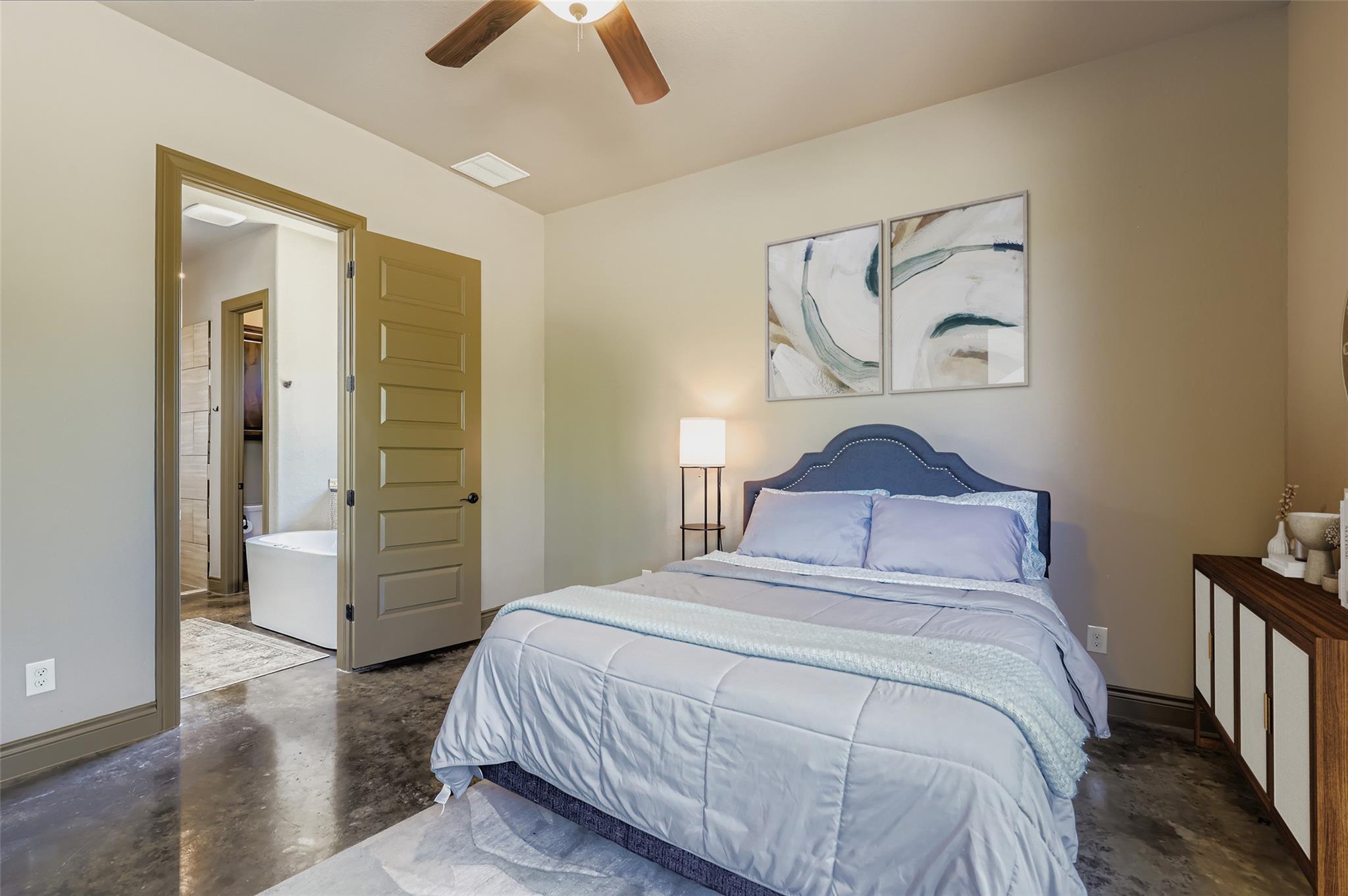 19129 Camelot Woods Cv Property Photo 13