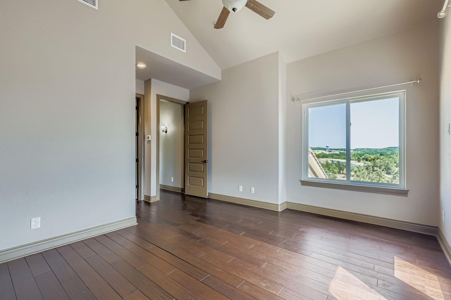 19129 Camelot Woods Cv Property Photo 25