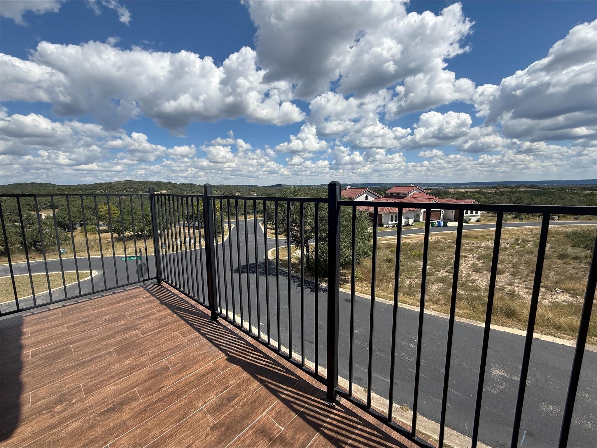 19129 Camelot Woods Cv Property Photo 27