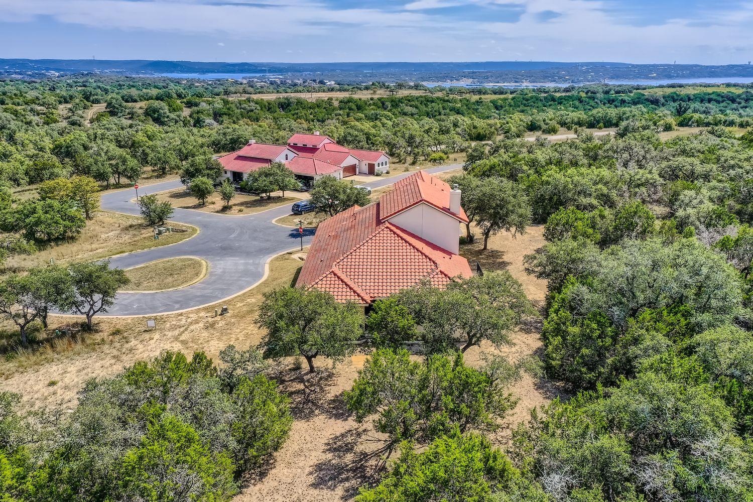 19129 Camelot Woods Cv Property Photo 34