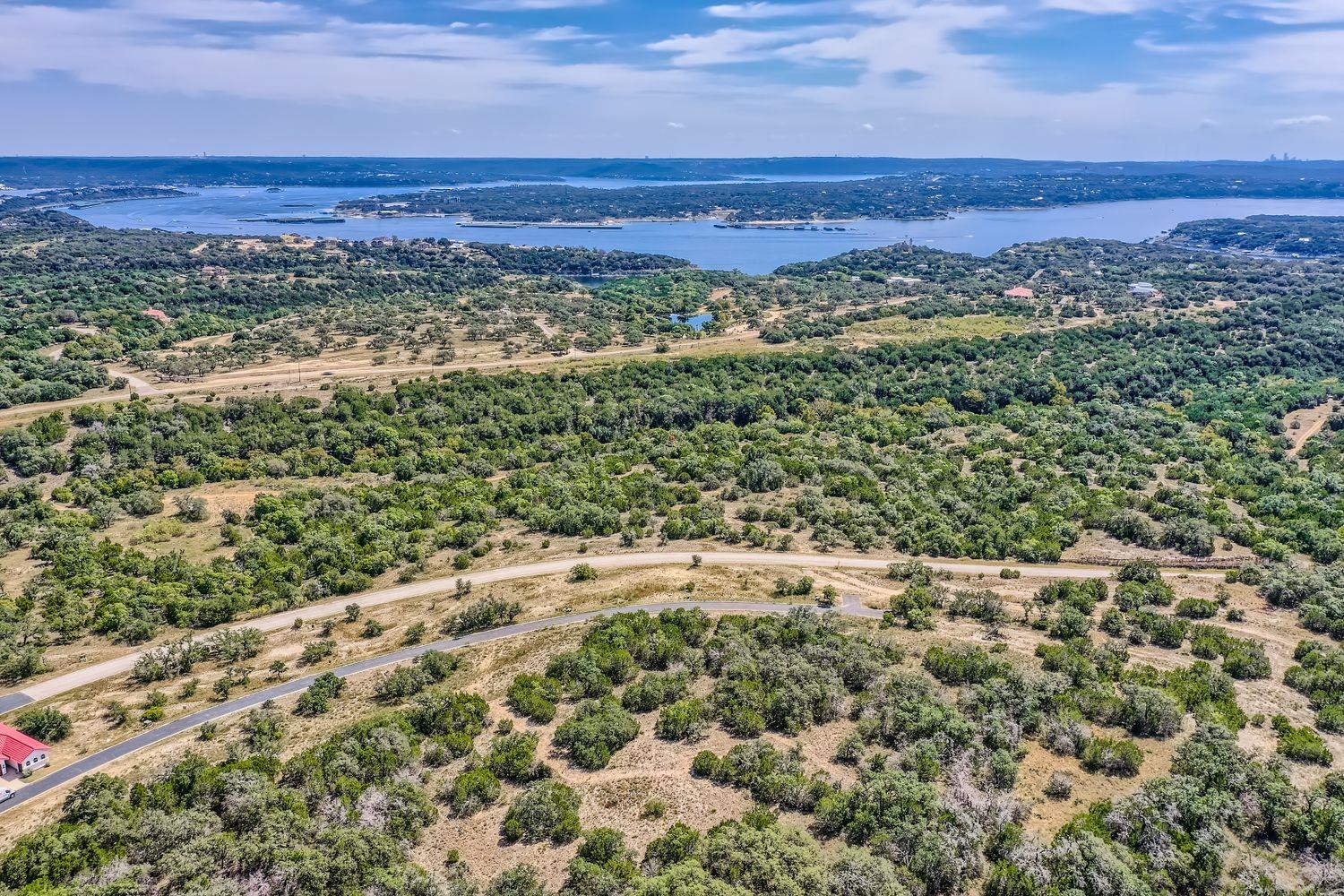 19129 Camelot Woods Cv Property Photo 37